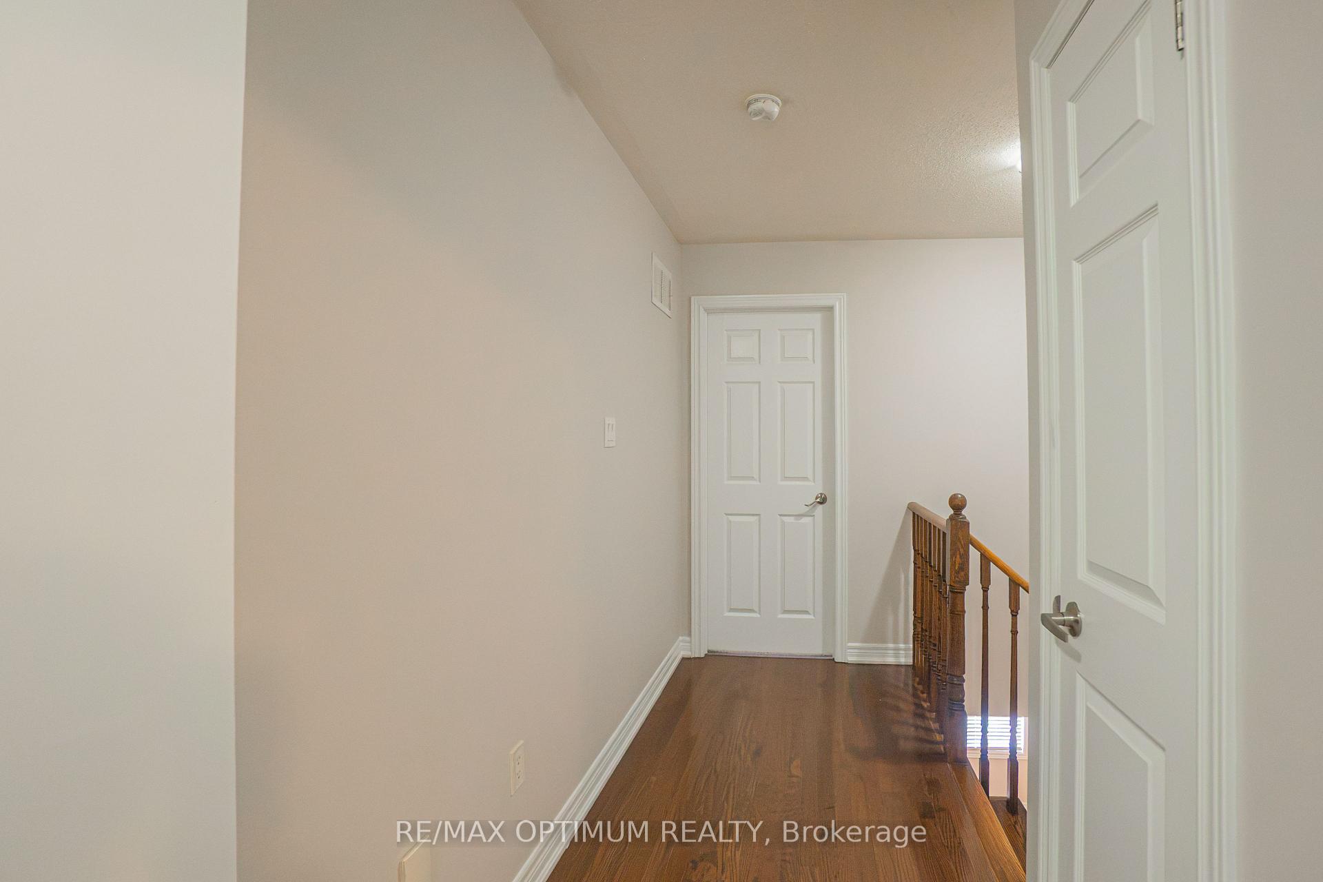 Photo 16 of 23 Merrickville Way, Brampton, Bram West — HOMEH