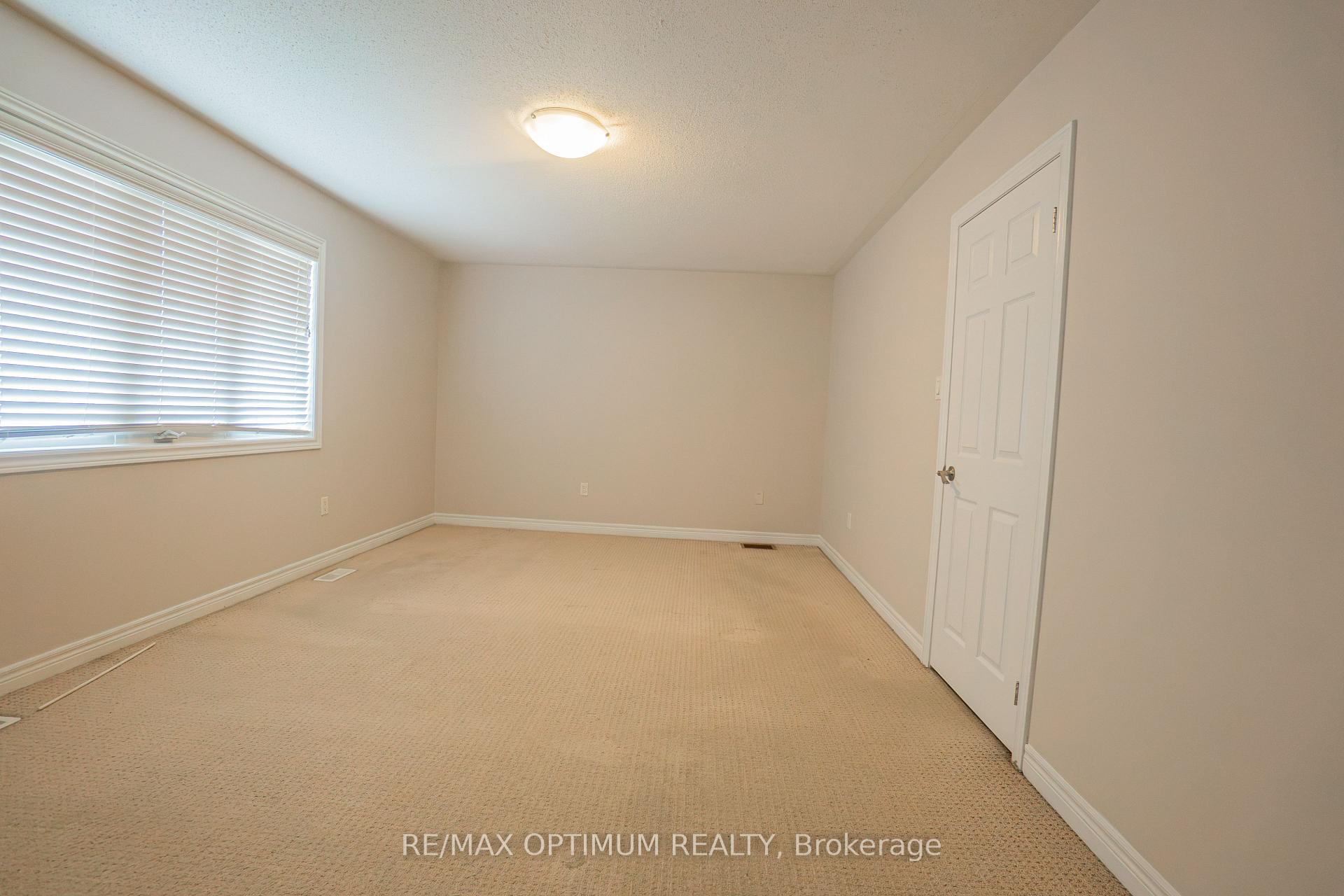 Photo 18 of 23 Merrickville Way, Brampton, Bram West — HOMEH