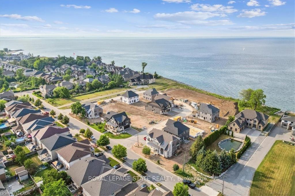 Photo 11 of Unit 19, 100 Watershore Drive, Hamilton, Stoney Creek — HOMEH