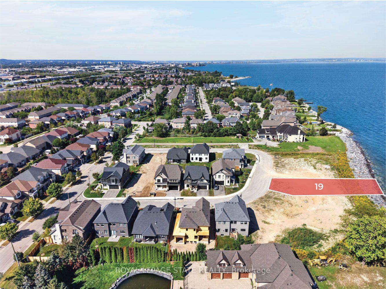 Photo 24 of Unit 19, 100 Watershore Drive, Hamilton, Stoney Creek — HOMEH