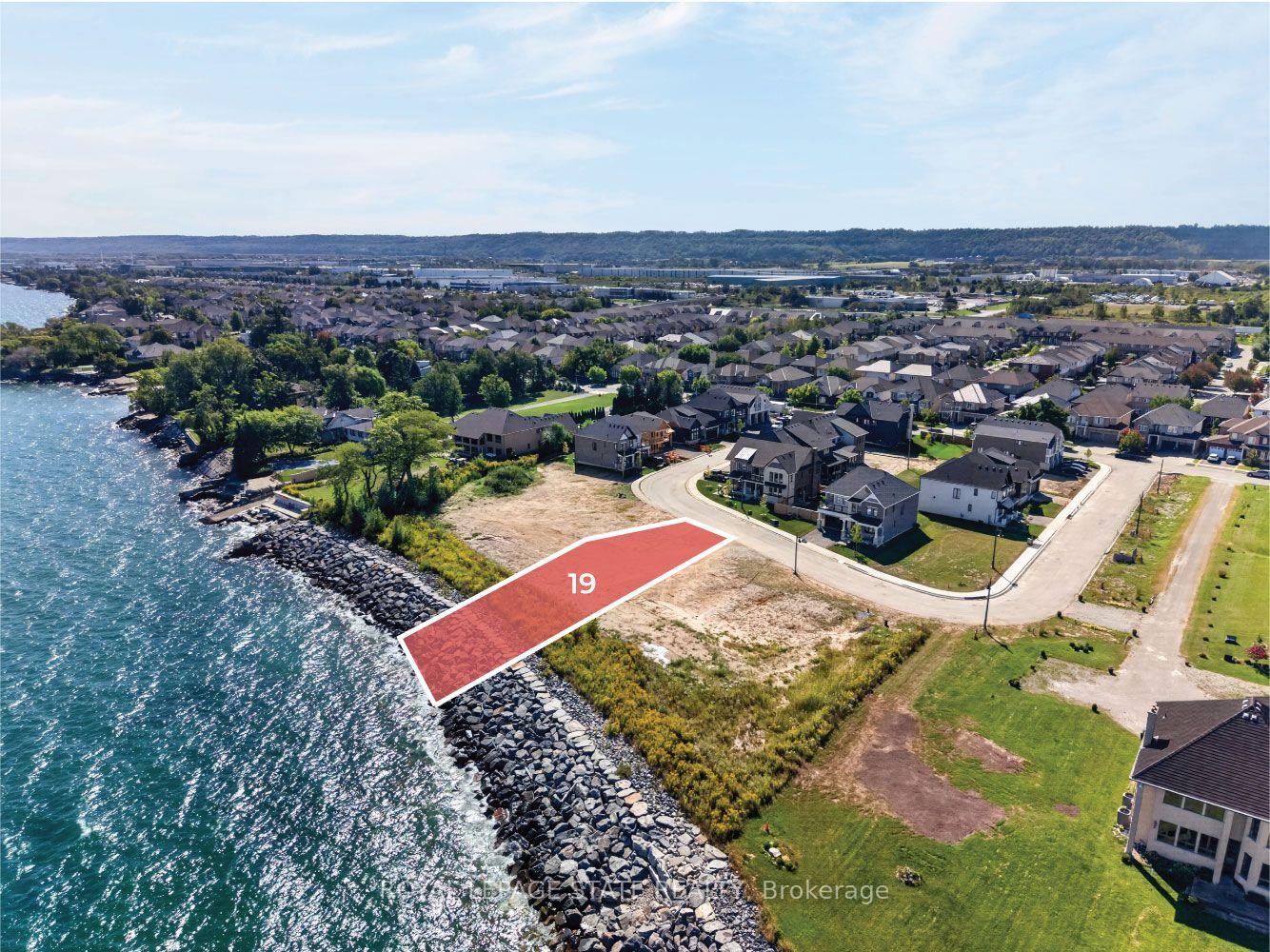 Photo 25 of Unit 19, 100 Watershore Drive, Hamilton, Stoney Creek — HOMEH