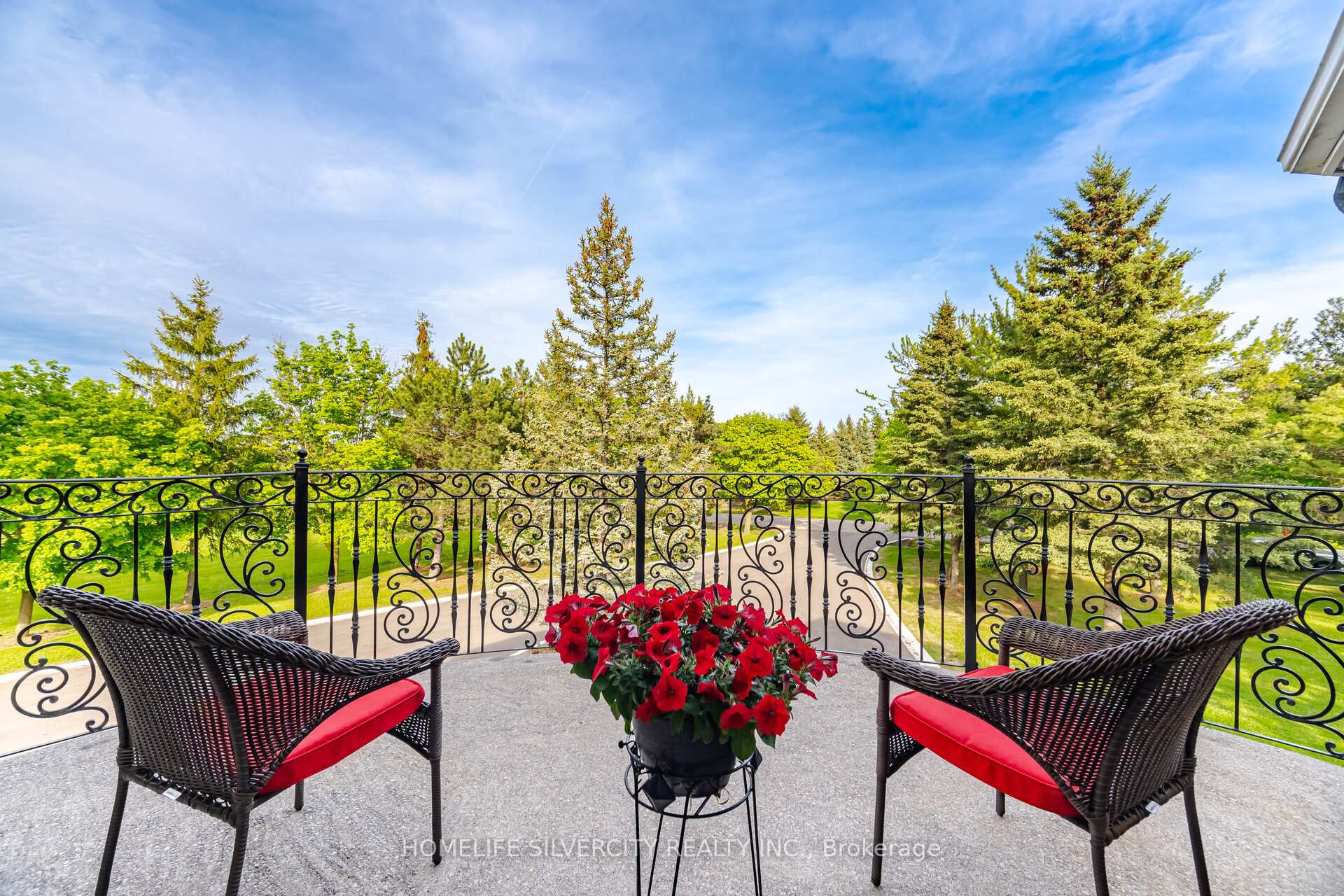 Photo 23 of 15 Estateview Circle, Brampton, Toronto Gore Rural Estate — HOMEH