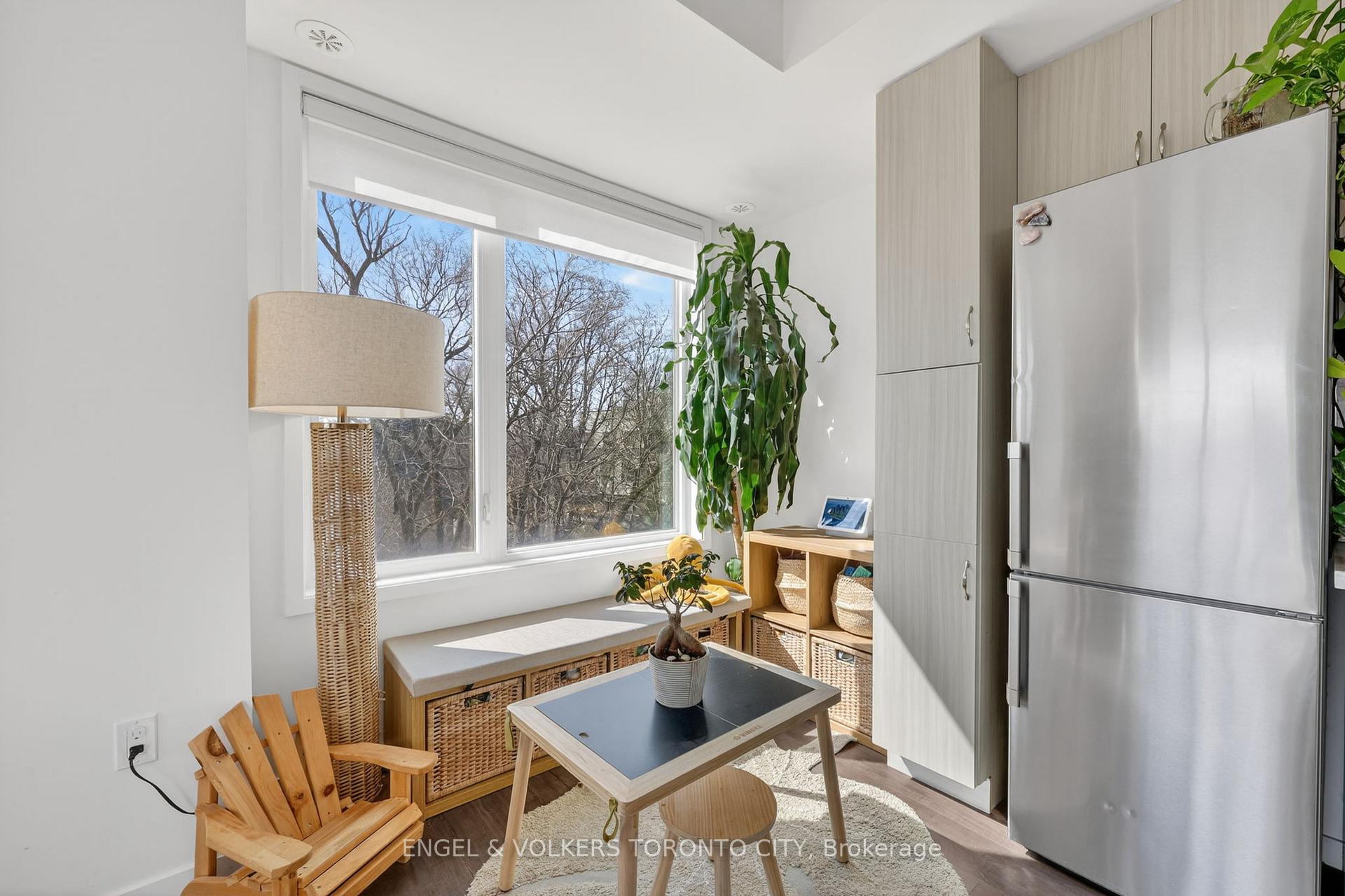 Photo 15 of Unit 42, 300 Alex Gardner Circle, Aurora, Aurora Heights — HOMEH