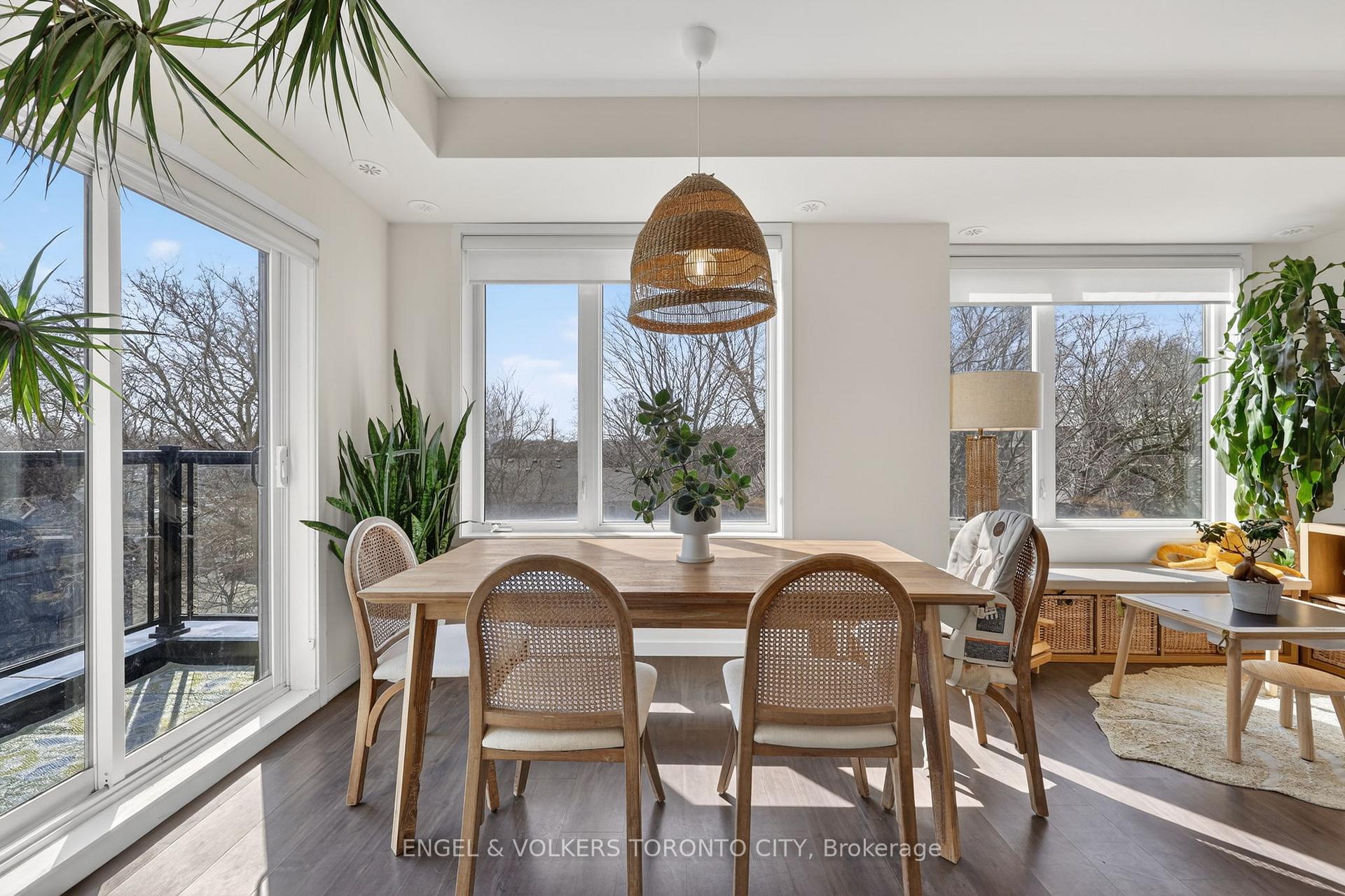 Photo 20 of Unit 42, 300 Alex Gardner Circle, Aurora, Aurora Heights — HOMEH