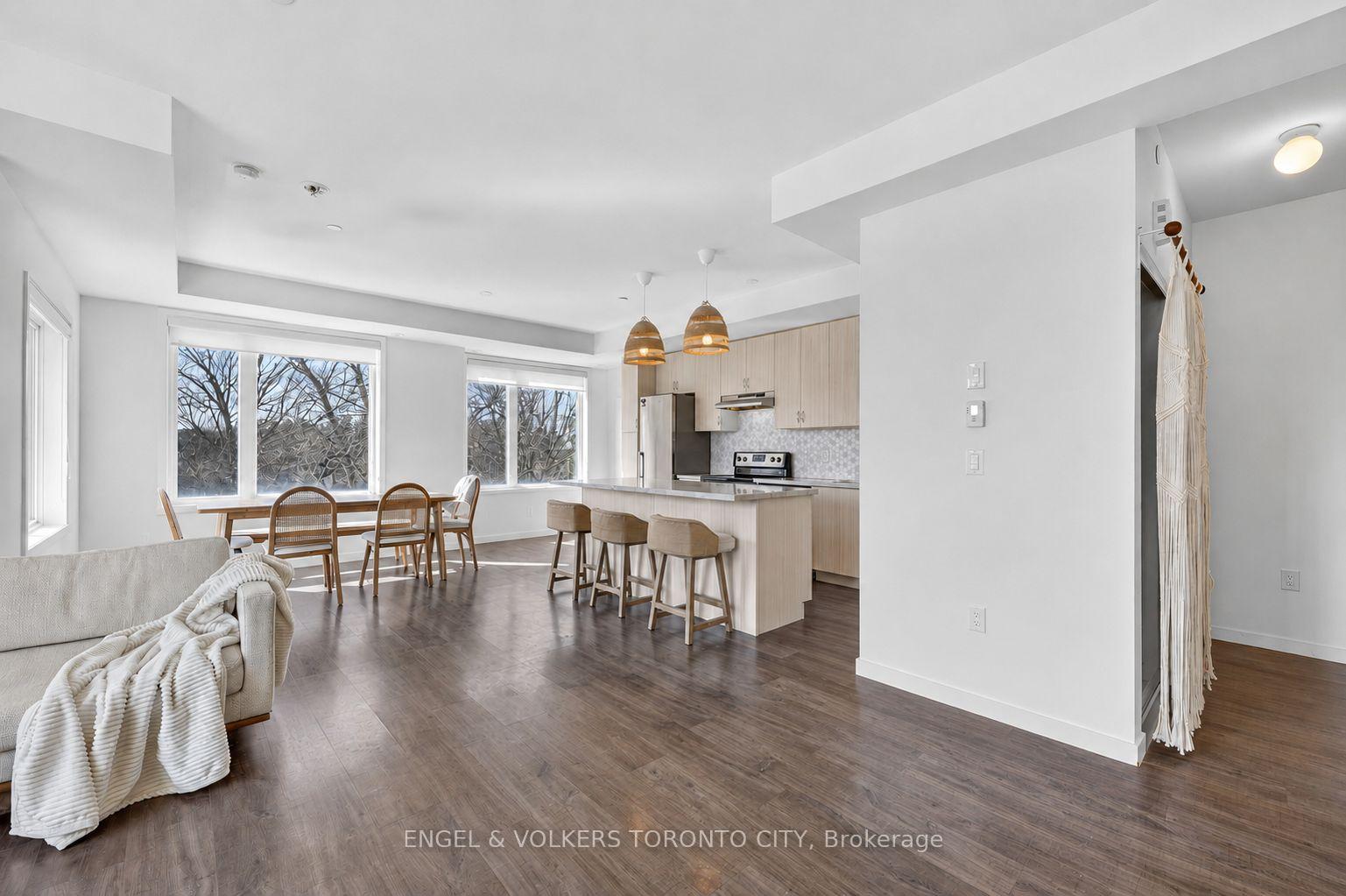 Photo 22 of Unit 42, 300 Alex Gardner Circle, Aurora, Aurora Heights — HOMEH