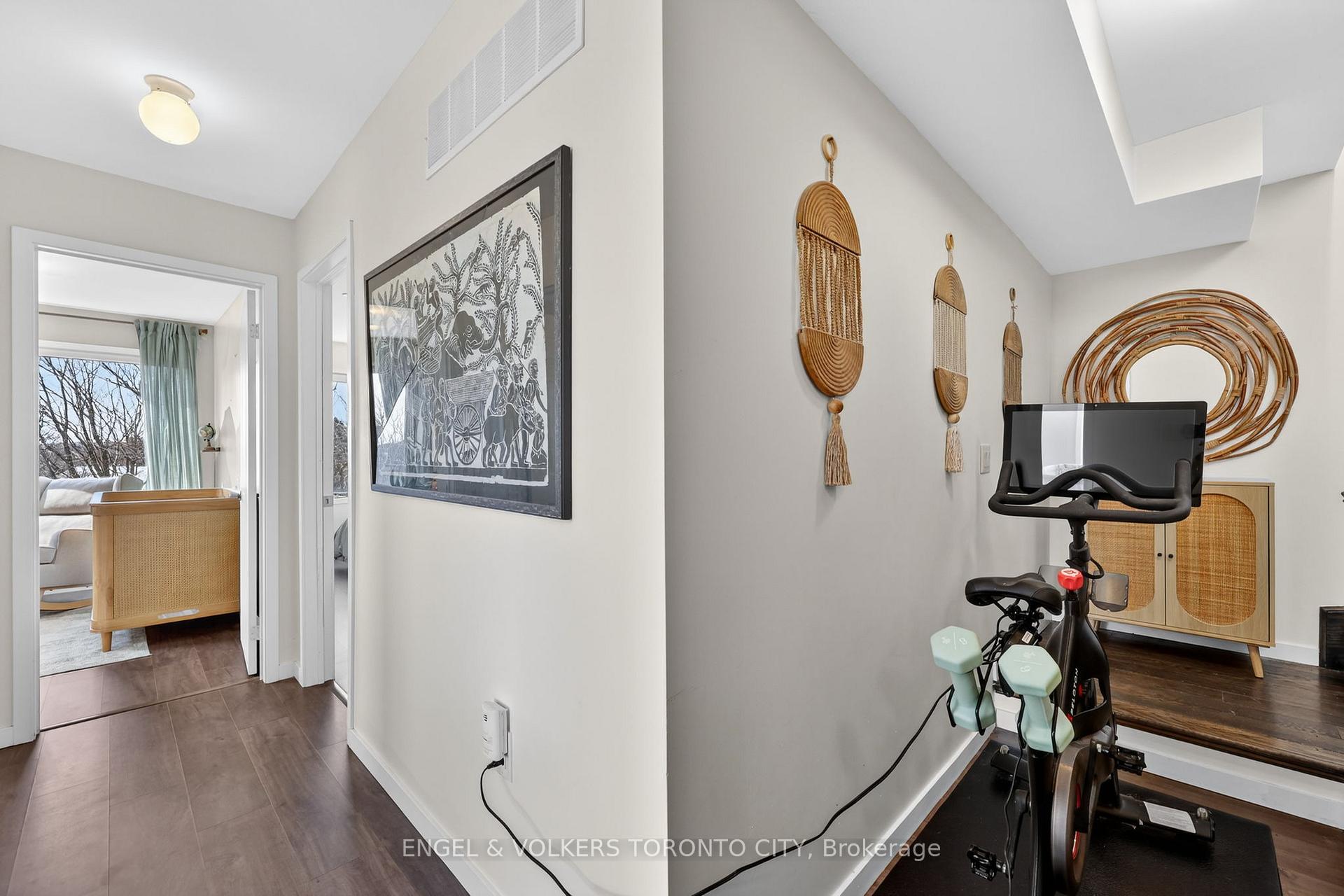 Photo 23 of Unit 42, 300 Alex Gardner Circle, Aurora, Aurora Heights — HOMEH