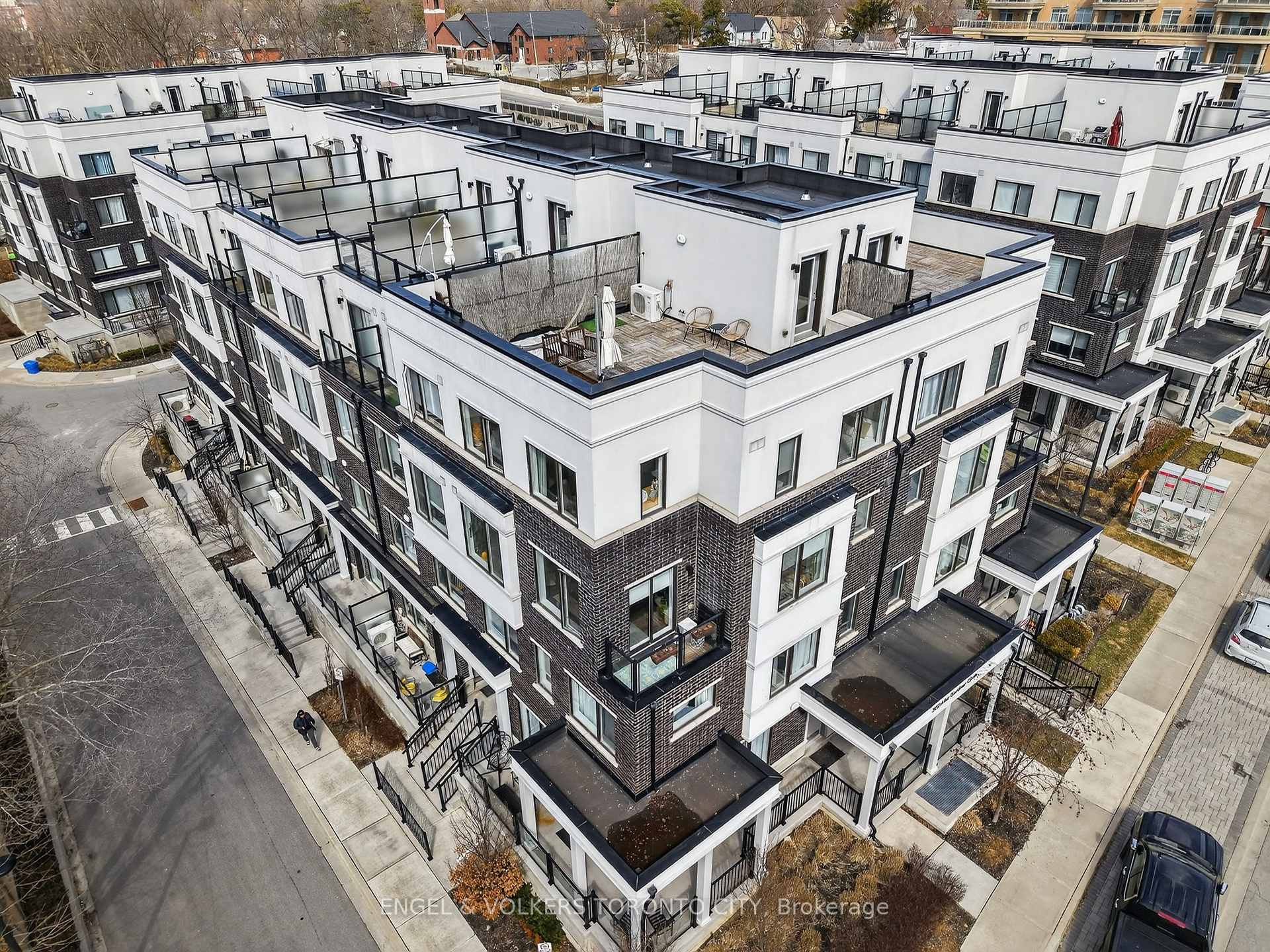 Photo 38 of Unit 42, 300 Alex Gardner Circle, Aurora, Aurora Heights — HOMEH