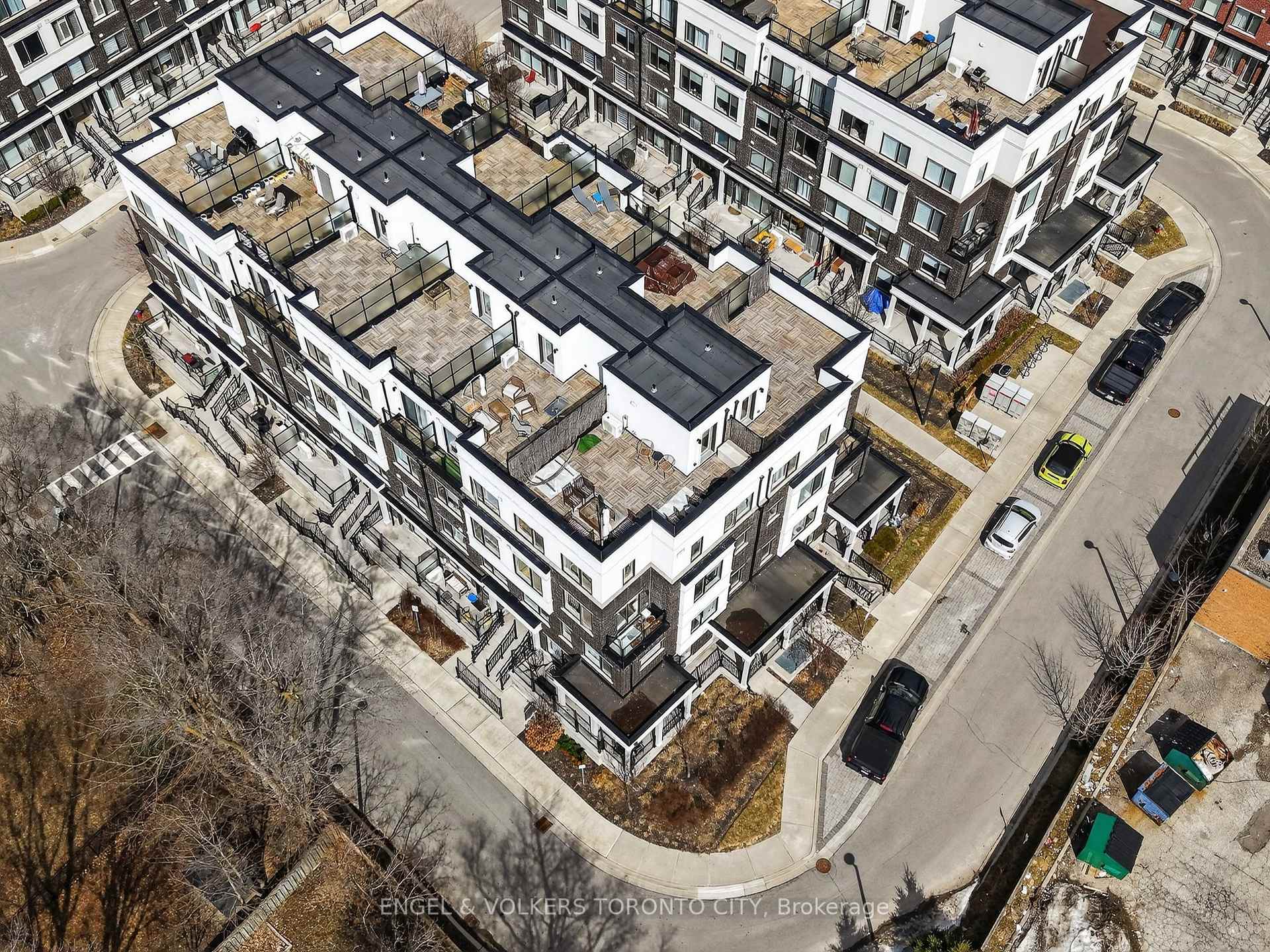 Photo 48 of Unit 42, 300 Alex Gardner Circle, Aurora, Aurora Heights — HOMEH