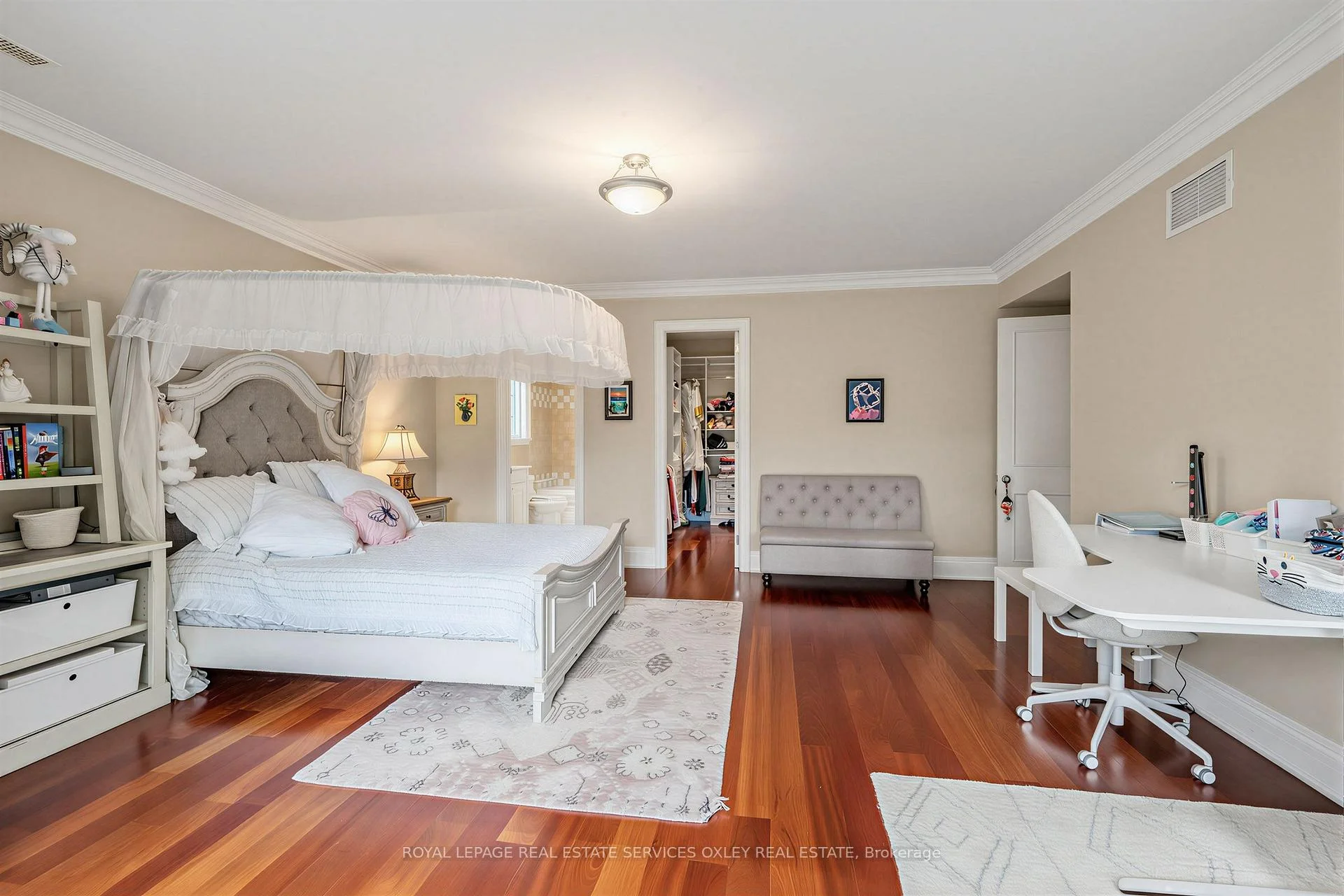 Photo 21 of 155 South Drive, Toronto, Rosedale-Moore Park — HOMEH