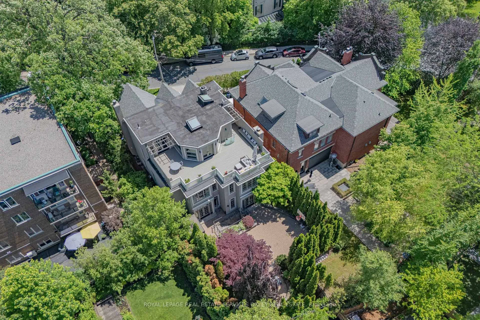 Photo 36 of 155 South Drive, Toronto, Rosedale-Moore Park — HOMEH