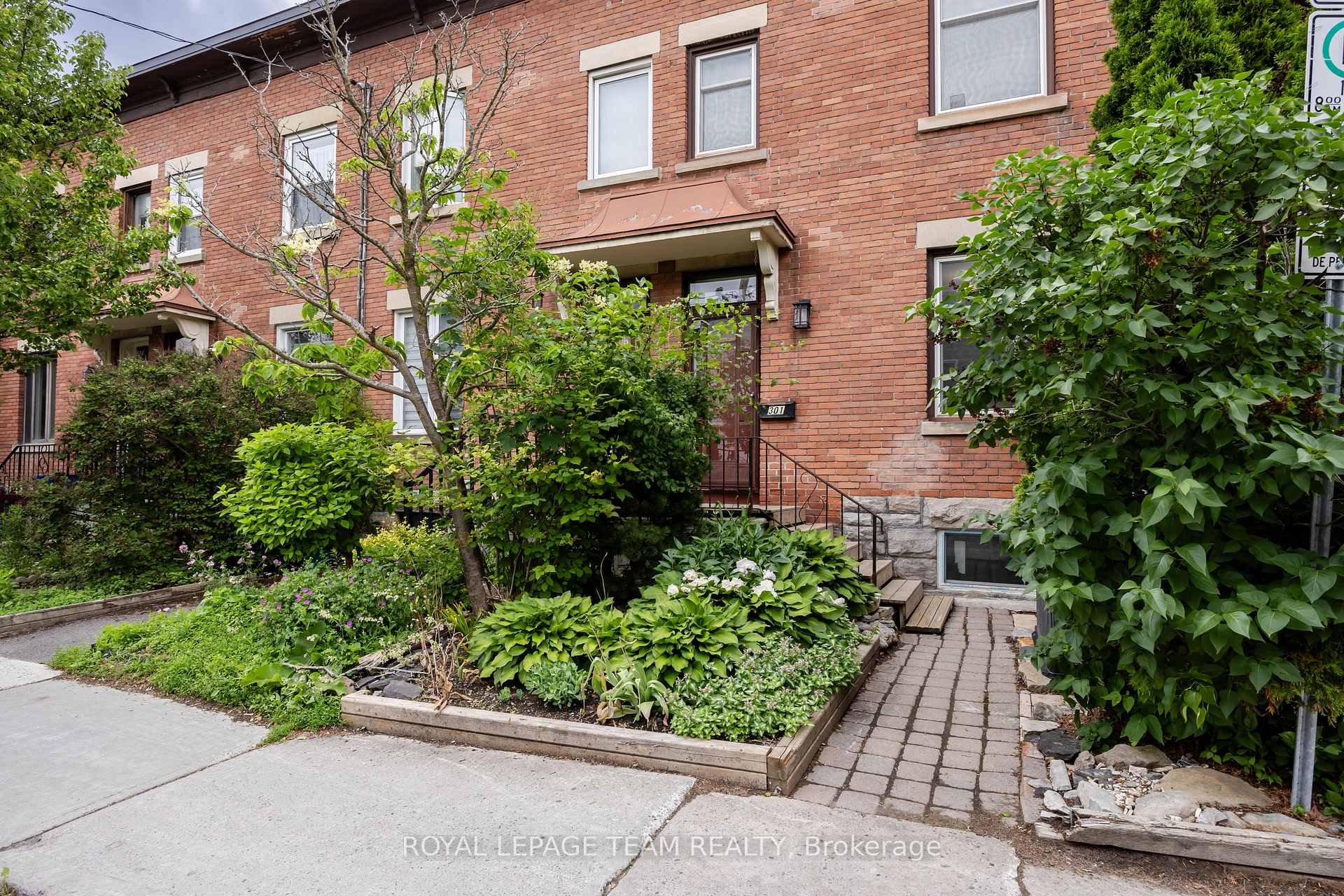 Photo 2 of 301 Somerset Street E, Ottawa, Sandy Hill — HOMEH