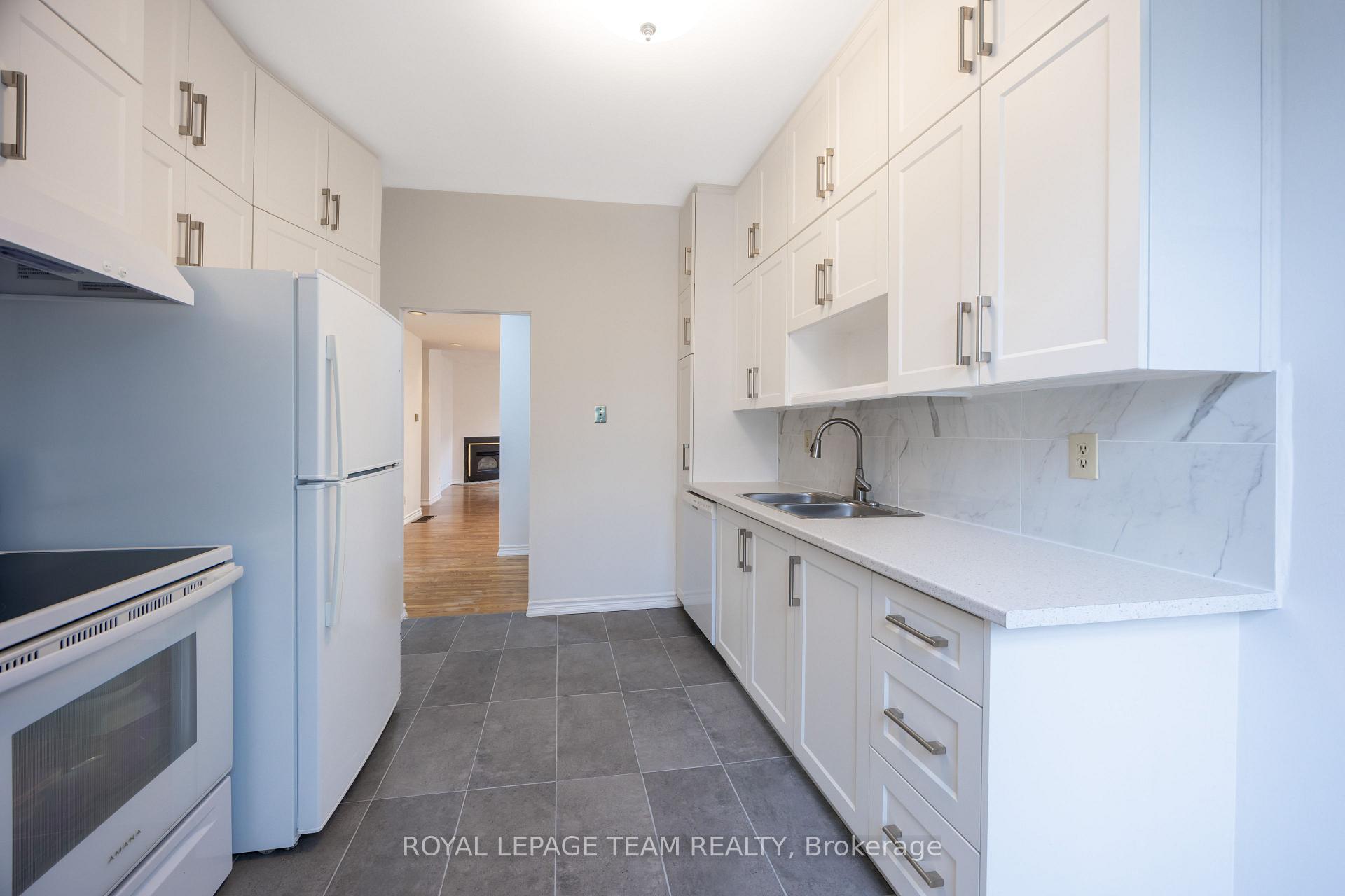 Photo 13 of 301 Somerset Street E, Ottawa, Sandy Hill — HOMEH