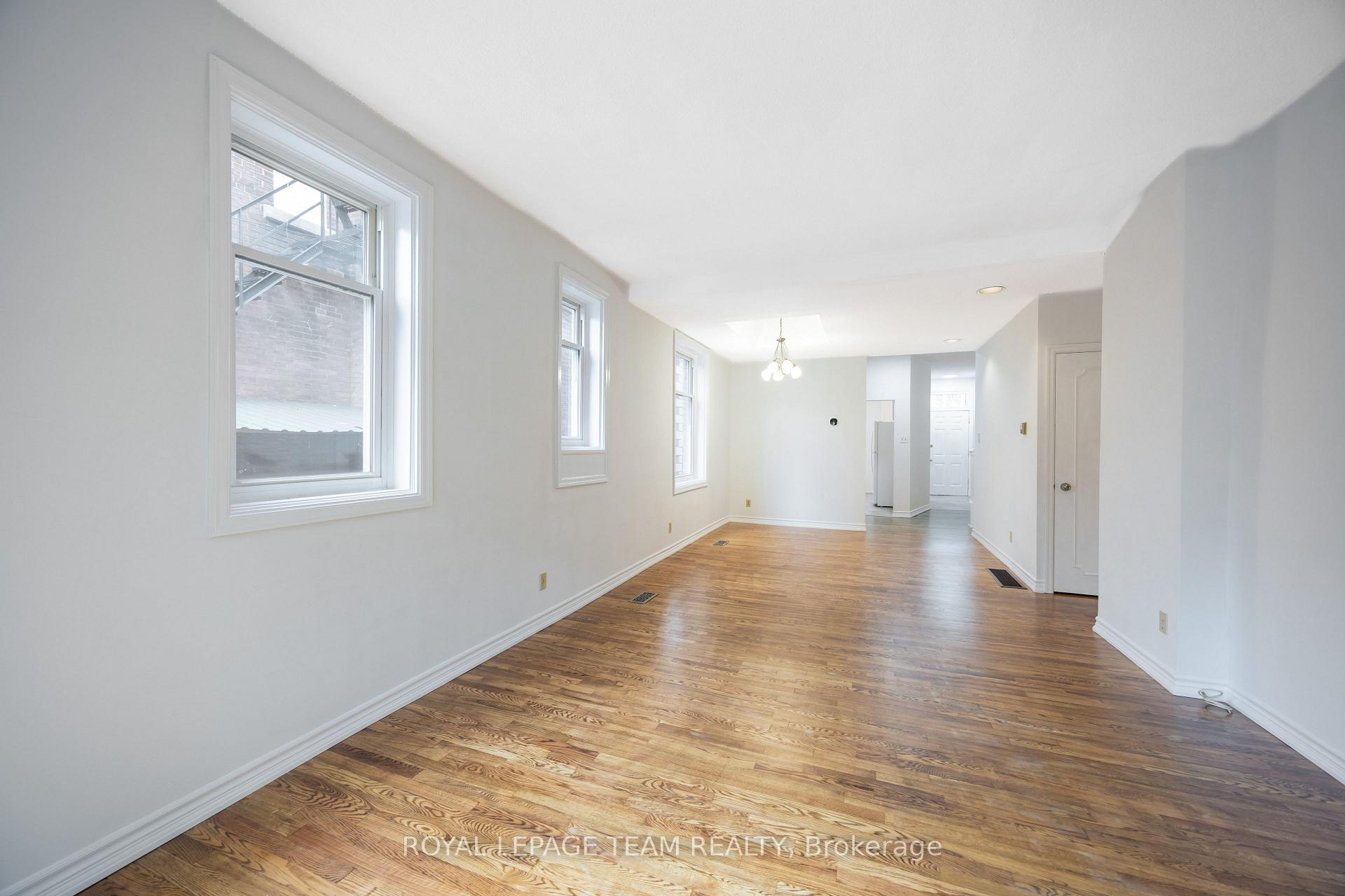 Photo 19 of 301 Somerset Street E, Ottawa, Sandy Hill — HOMEH