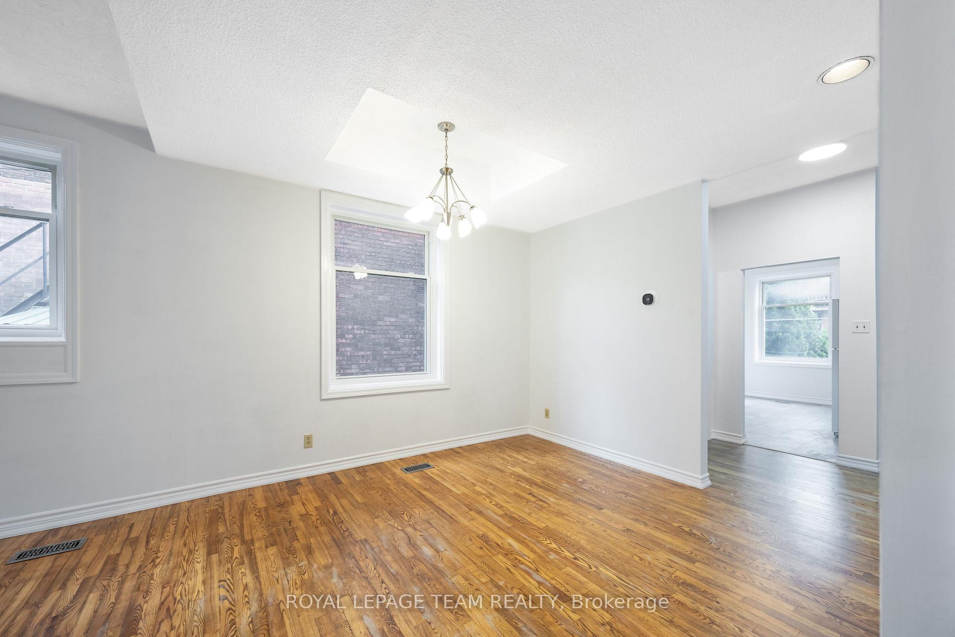 Photo 21 of 301 Somerset Street E, Ottawa, Sandy Hill — HOMEH