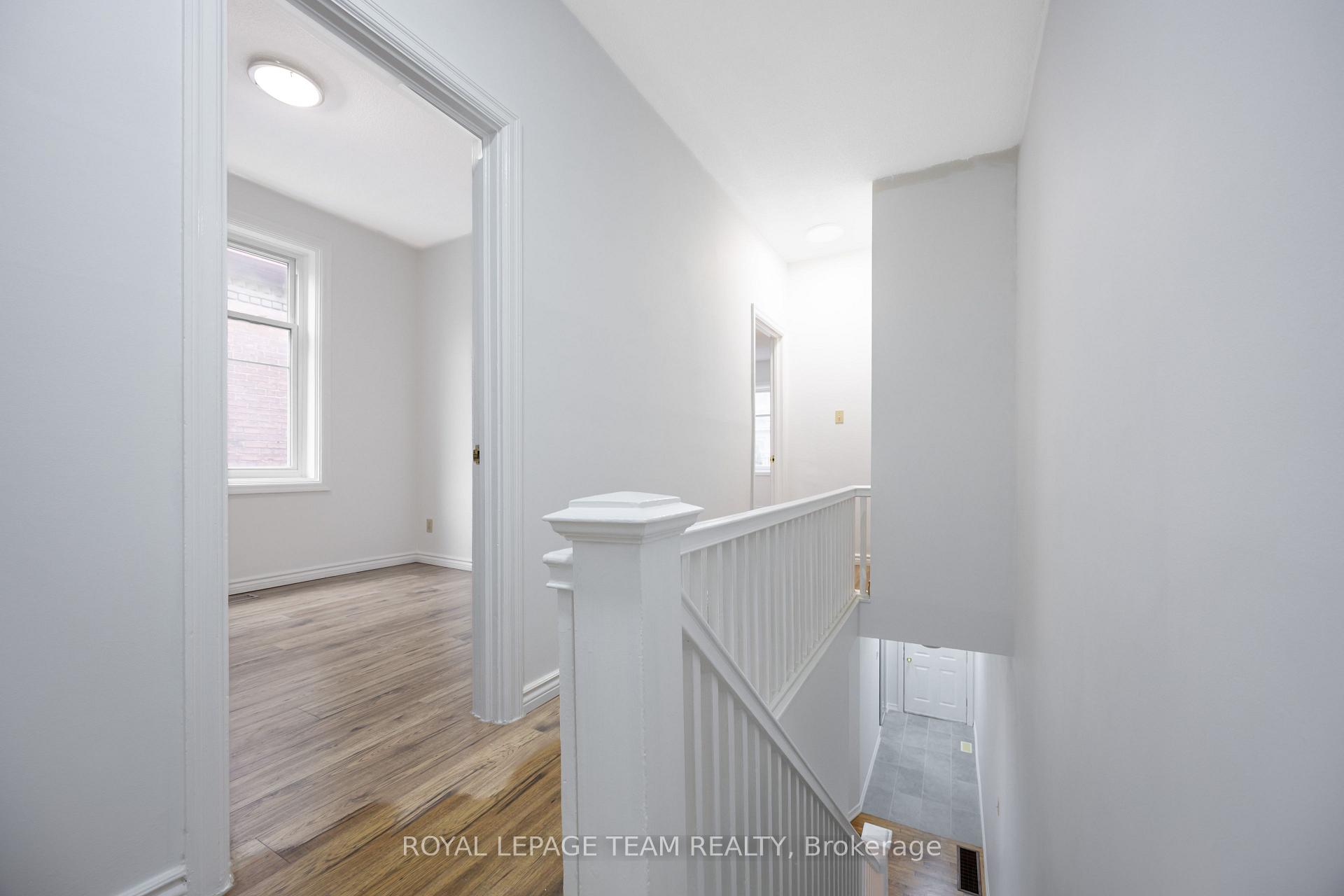 Photo 23 of 301 Somerset Street E, Ottawa, Sandy Hill — HOMEH