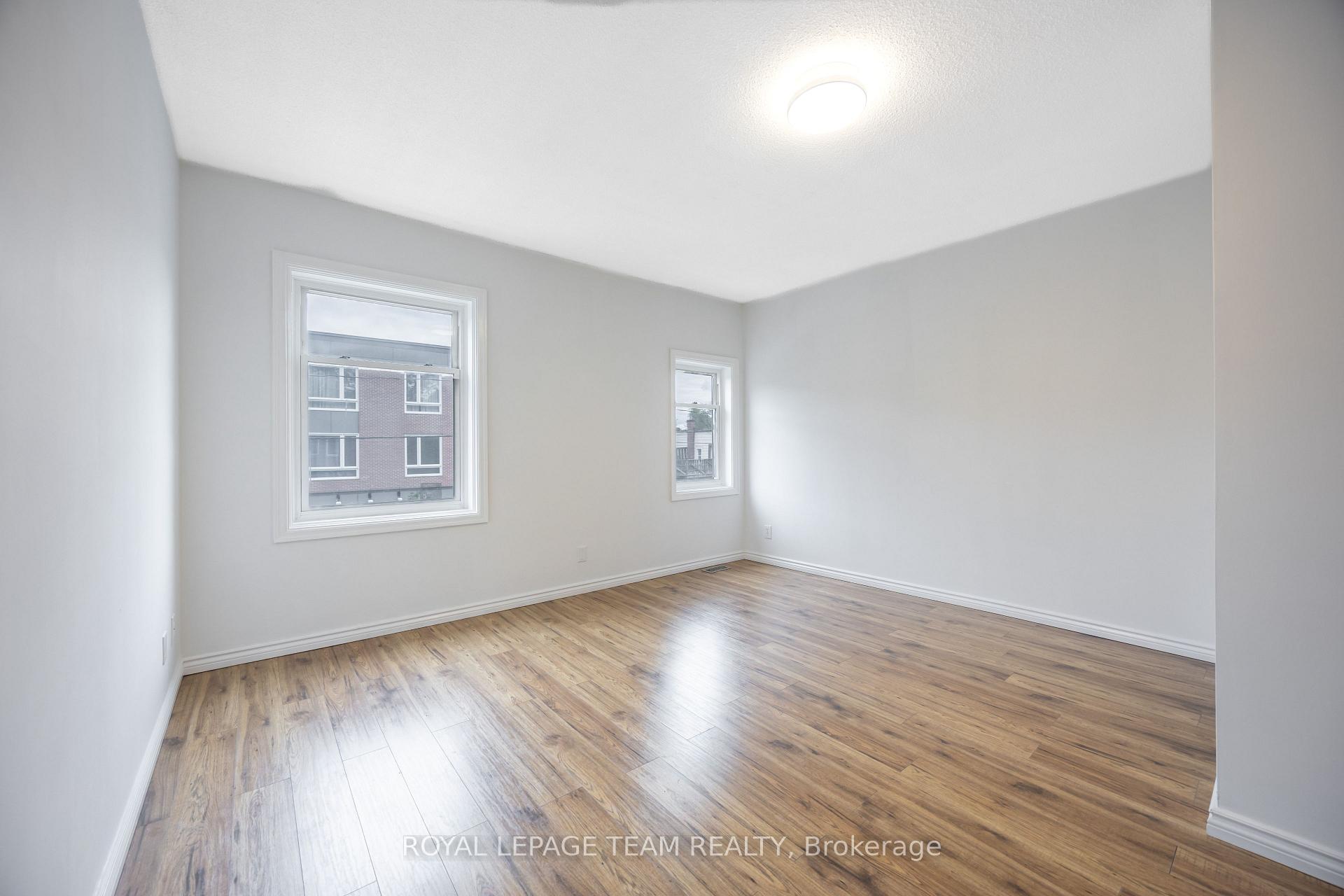 Photo 27 of 301 Somerset Street E, Ottawa, Sandy Hill — HOMEH