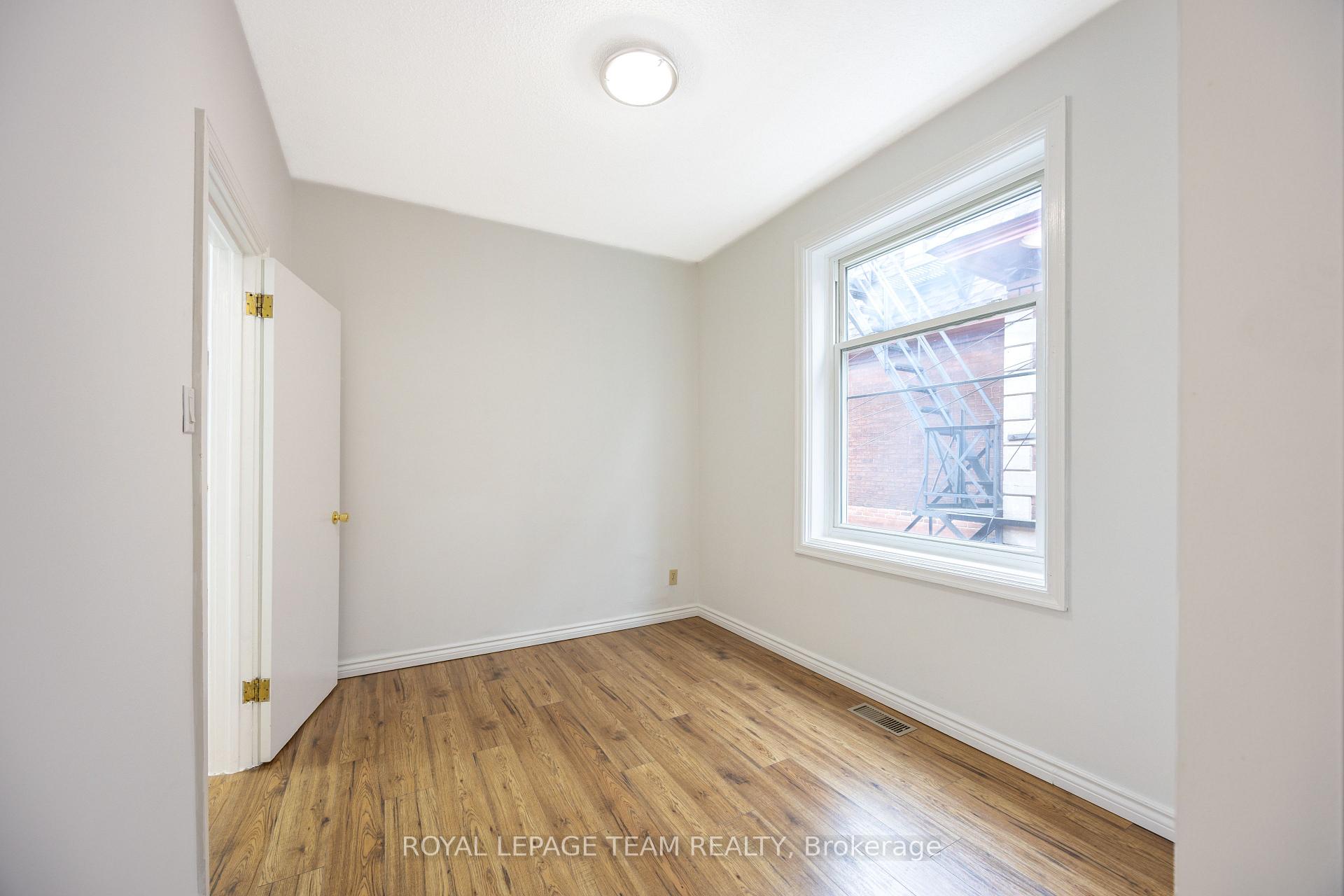 Photo 33 of 301 Somerset Street E, Ottawa, Sandy Hill — HOMEH
