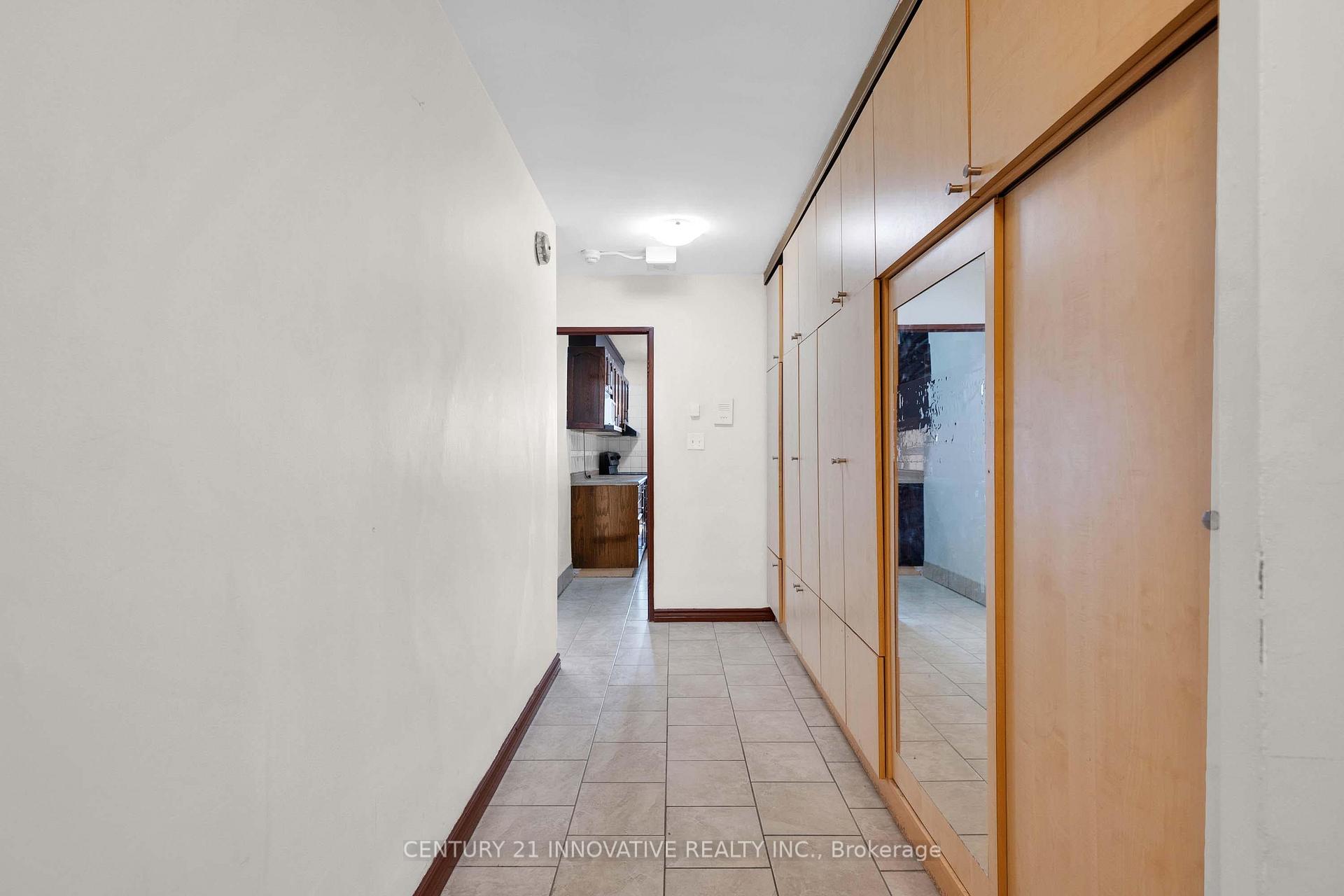 Photo 8 of Unit 1903, 3 Massey Square, Toronto, Crescent Town — HOMEH