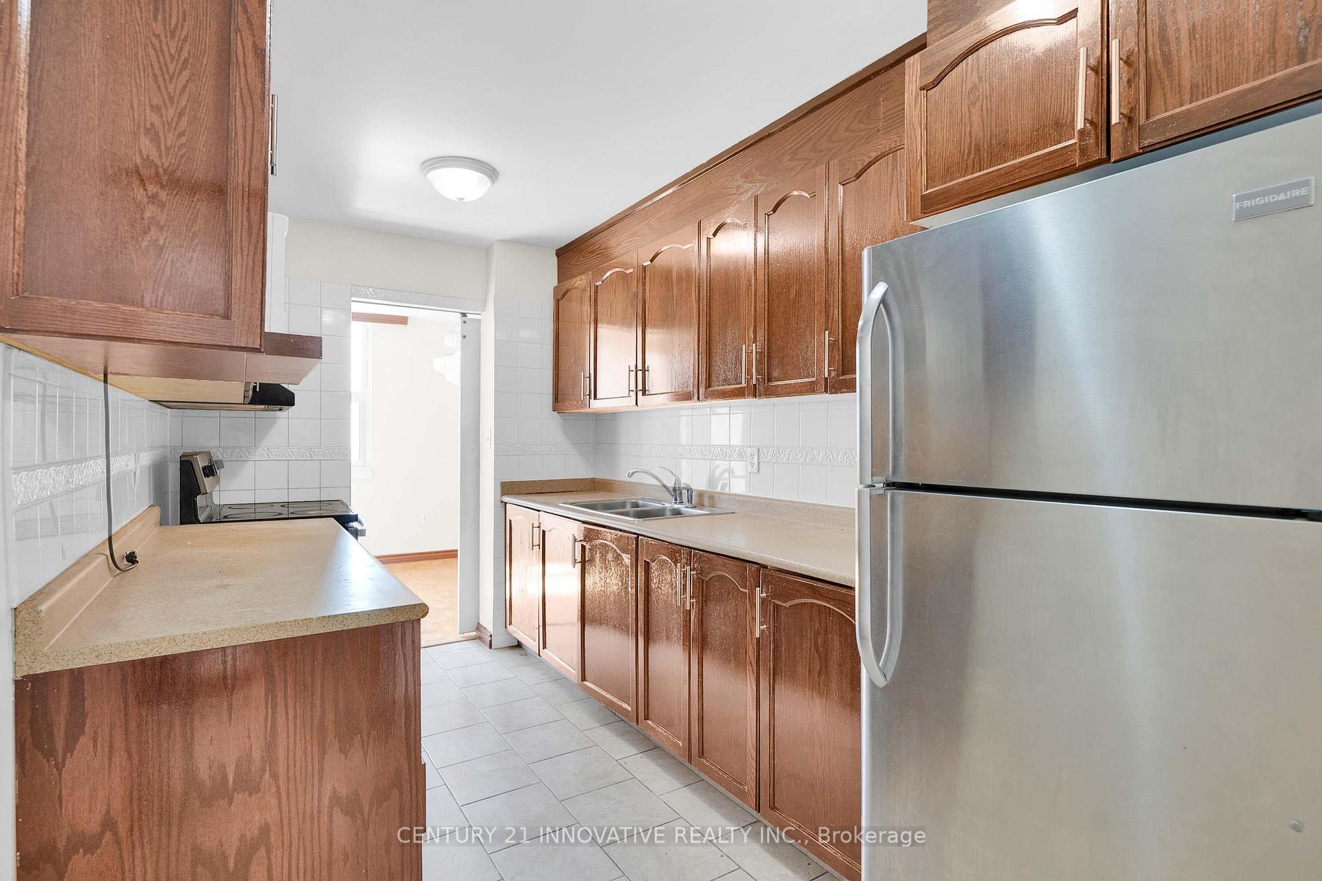 Photo 16 of Unit 1903, 3 Massey Square, Toronto, Crescent Town — HOMEH