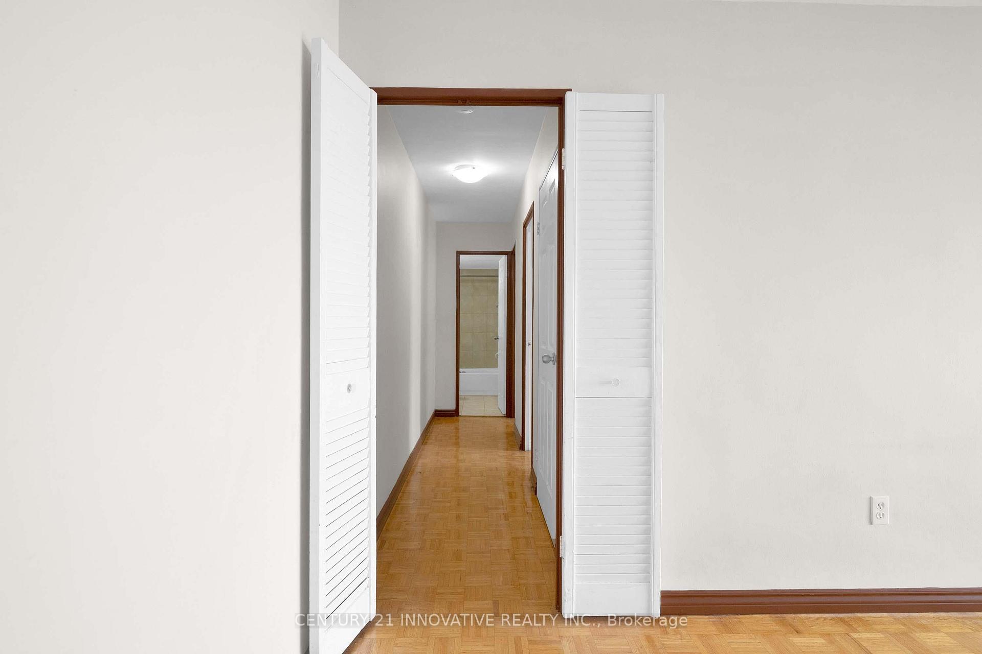 Photo 17 of Unit 1903, 3 Massey Square, Toronto, Crescent Town — HOMEH