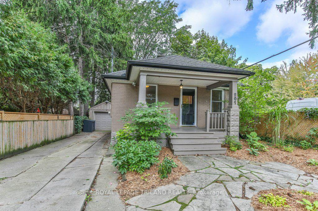Photo 3 of 201 Langley Street, London, South F — HOMEH