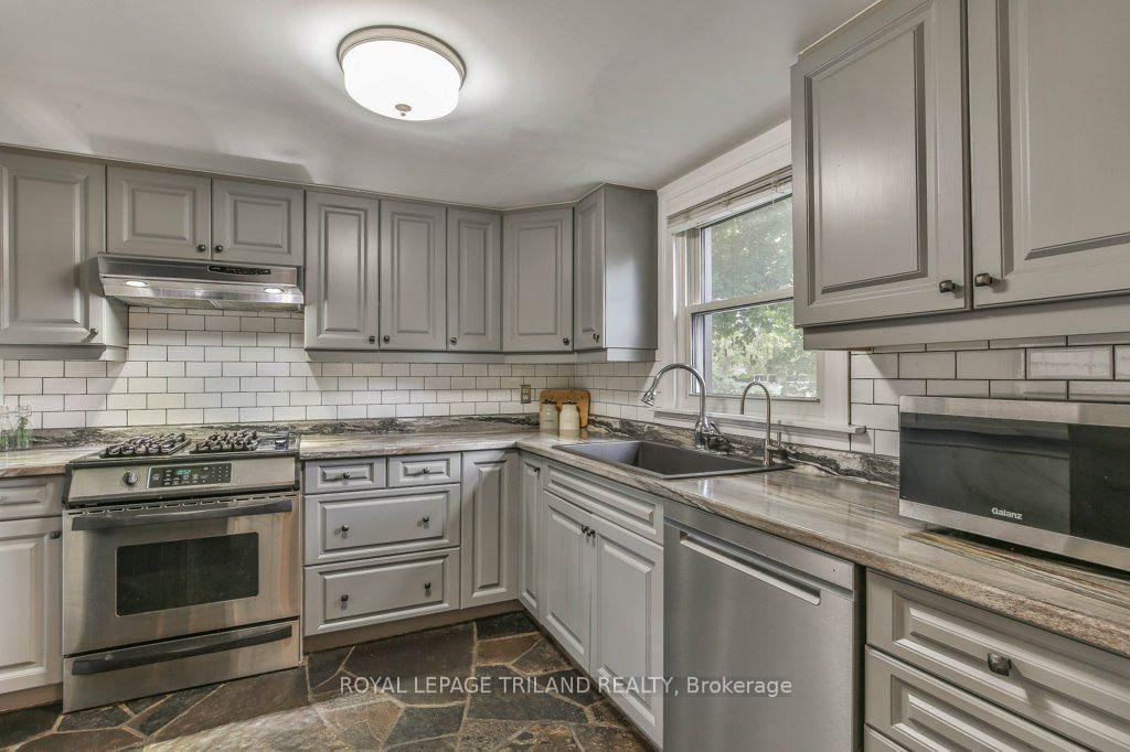 Photo 16 of 201 Langley Street, London, South F — HOMEH