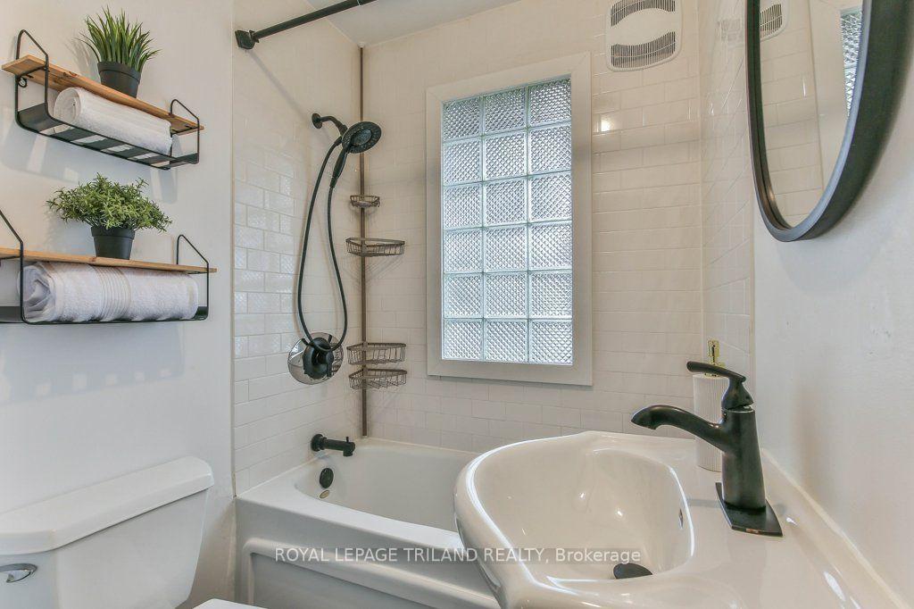 Photo 23 of 201 Langley Street, London, South F — HOMEH