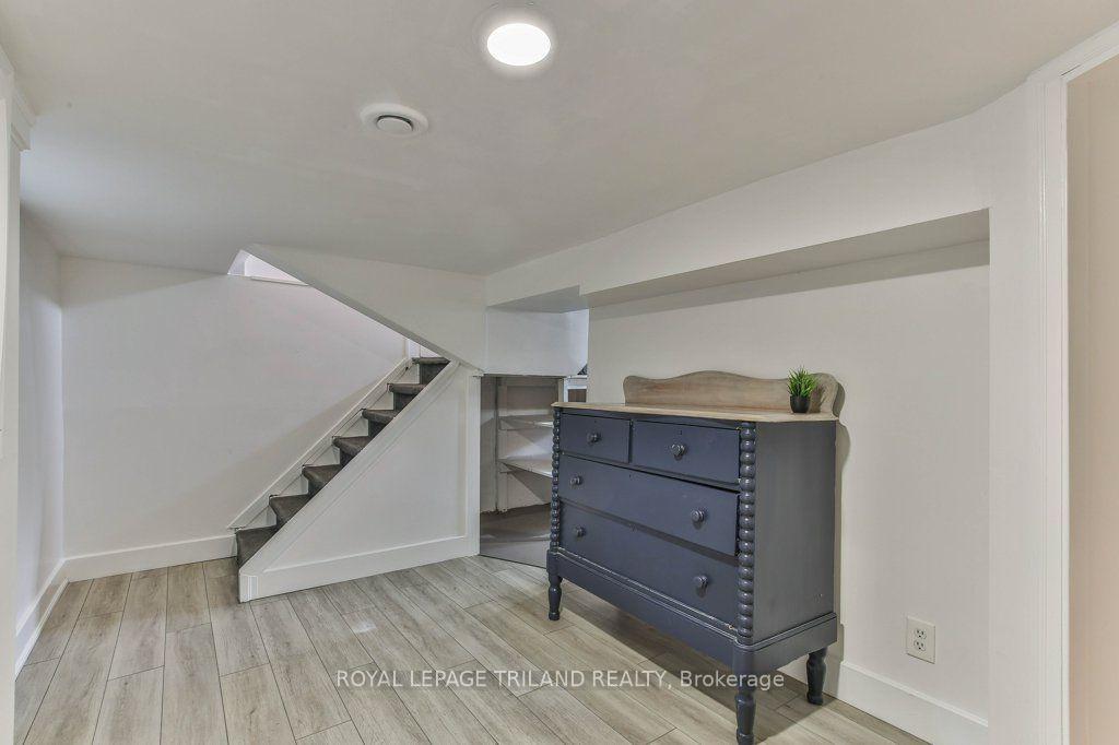 Photo 24 of 201 Langley Street, London, South F — HOMEH