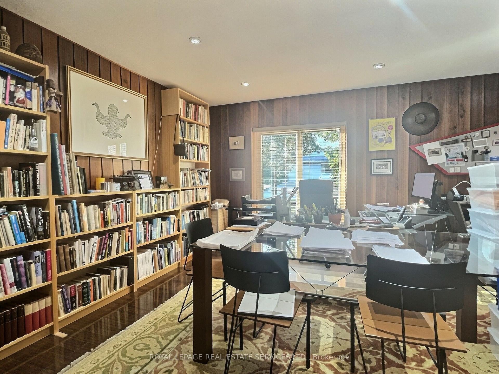 Photo 29 of 33 Blue Forest Drive, North York, Bathurst Manor — HOMEH