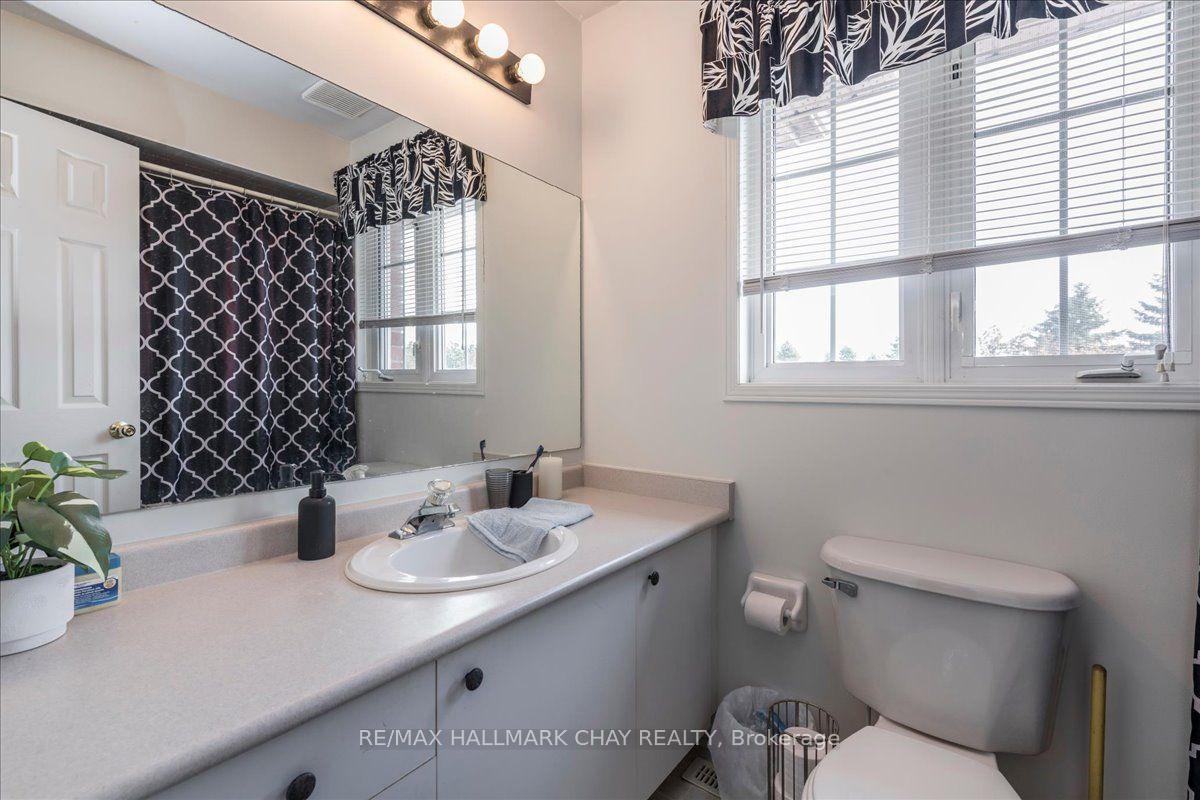 Photo 27 of 18 Bear Creek Drive, Barrie, Holly — HOMEH