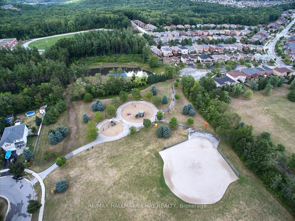 Photo 43 of 18 Bear Creek Drive, Barrie, Holly — HOMEH