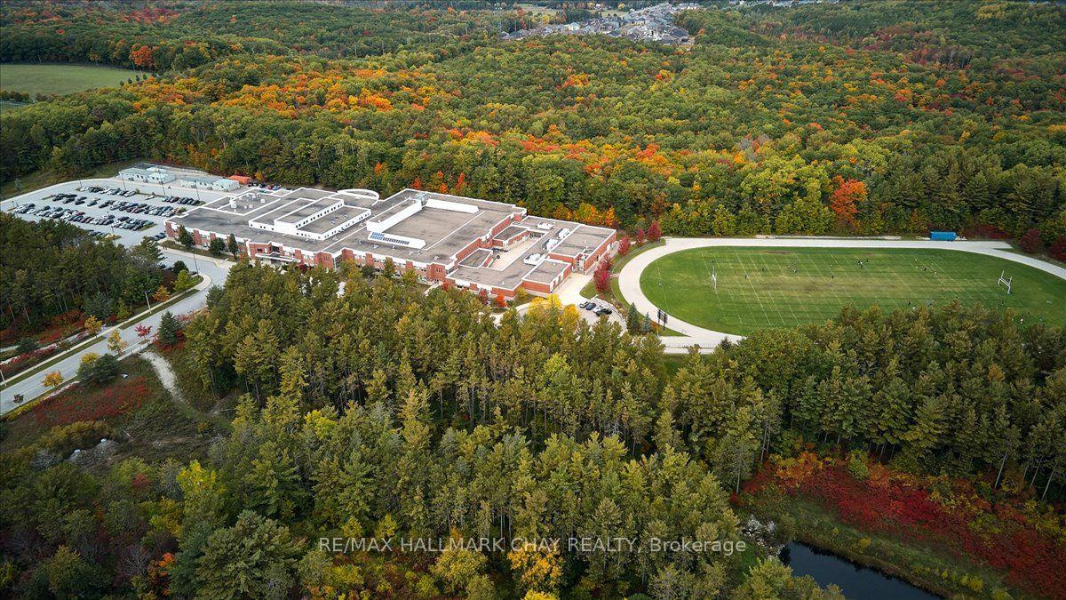 Photo 44 of 18 Bear Creek Drive, Barrie, Holly — HOMEH