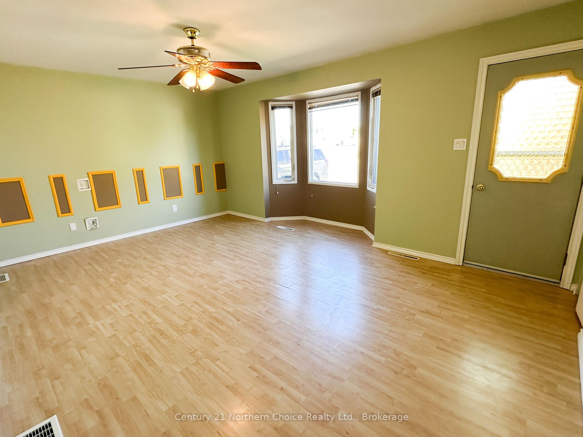 Photo 6 of 46 Dickenson Road, Red Lake — HOMEH