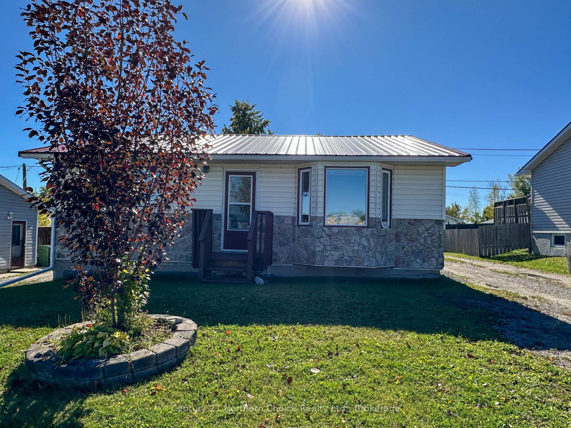 Photo 14 of 46 Dickenson Road, Red Lake — HOMEH
