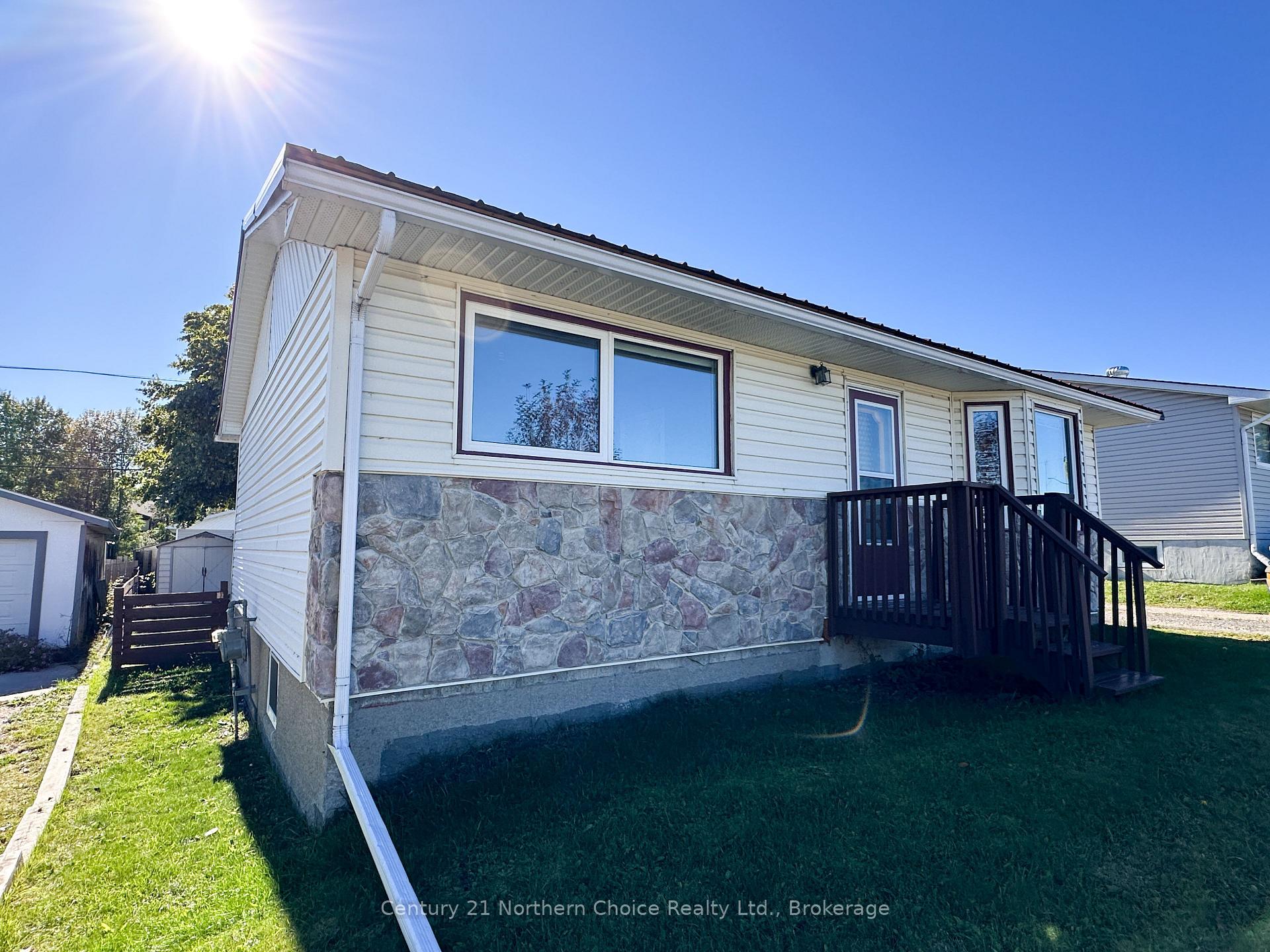 Photo 15 of 46 Dickenson Road, Red Lake — HOMEH