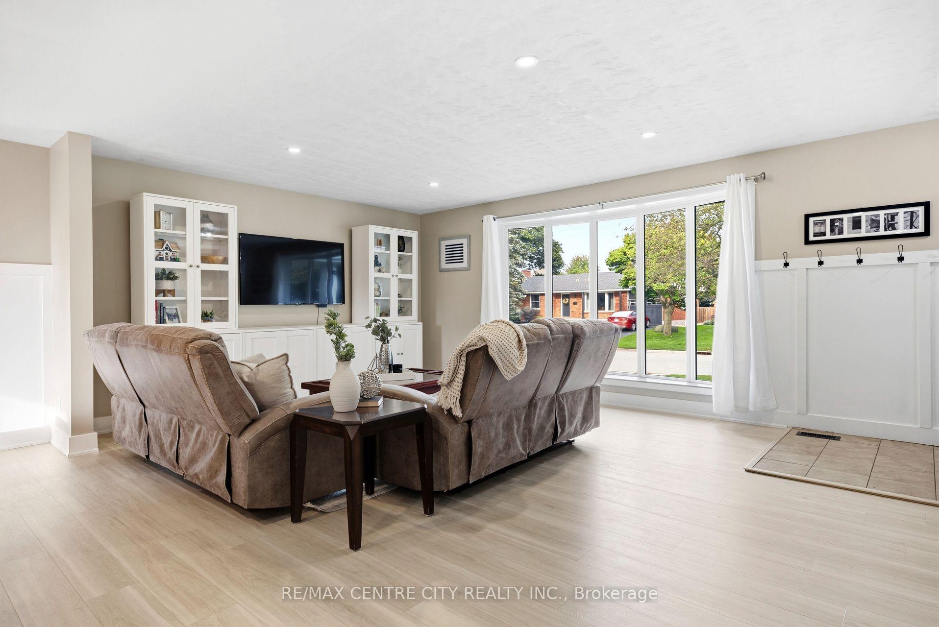 Photo 17 of 17 Butler Drive, St. Thomas — HOMEH