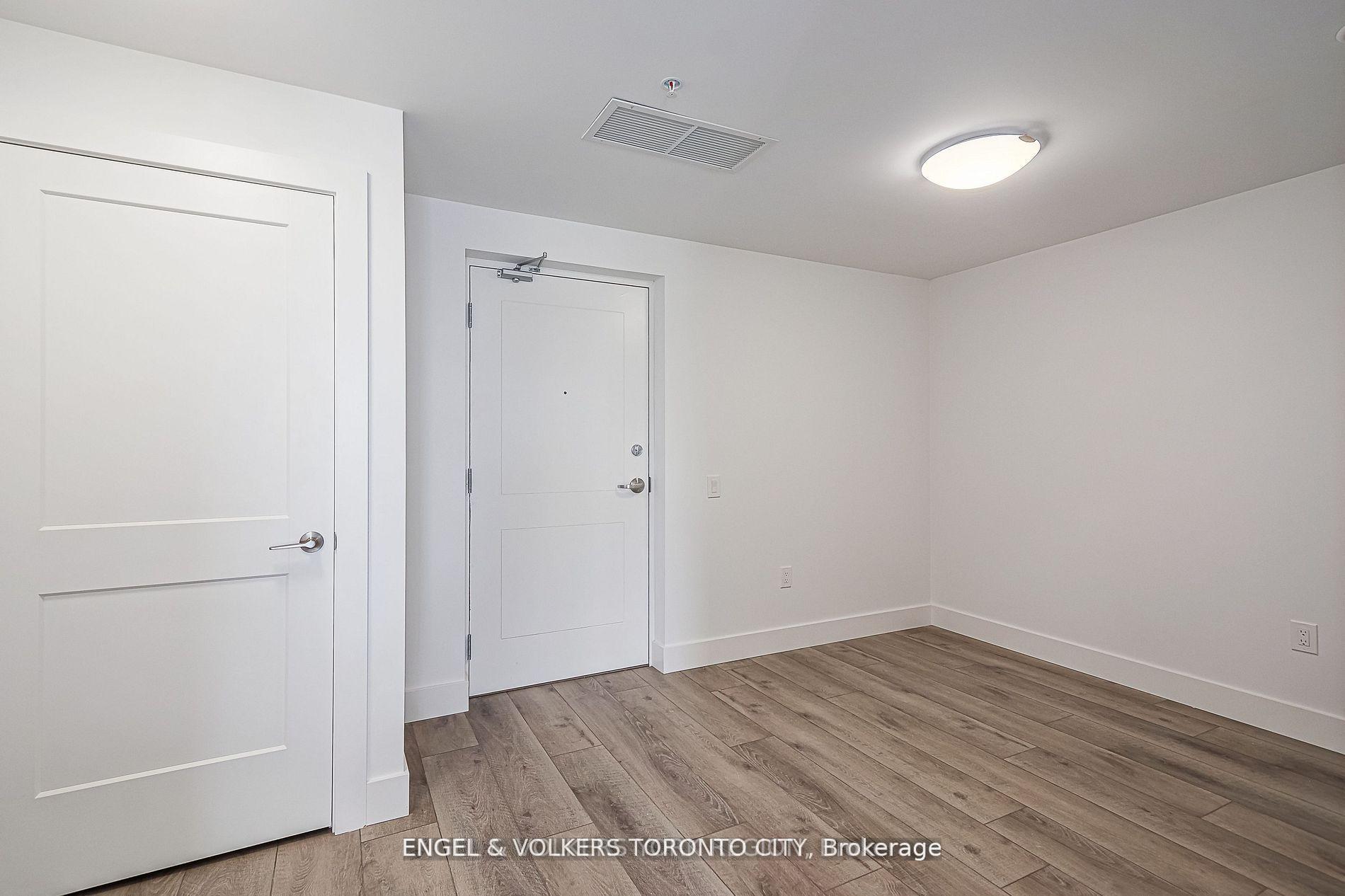 Photo 14 of Unit 327, 4 Kimberly Lane E, Collingwood — HOMEH