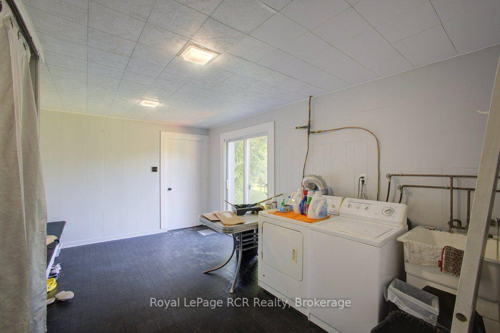 Photo 28 of 15 Booth Street E, Mapleton, Rural Mapleton — HOMEH