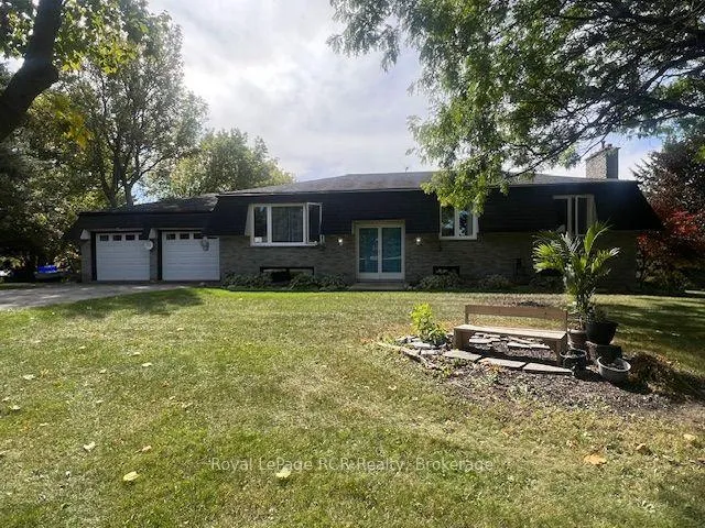 Photo of 15 Booth Street E