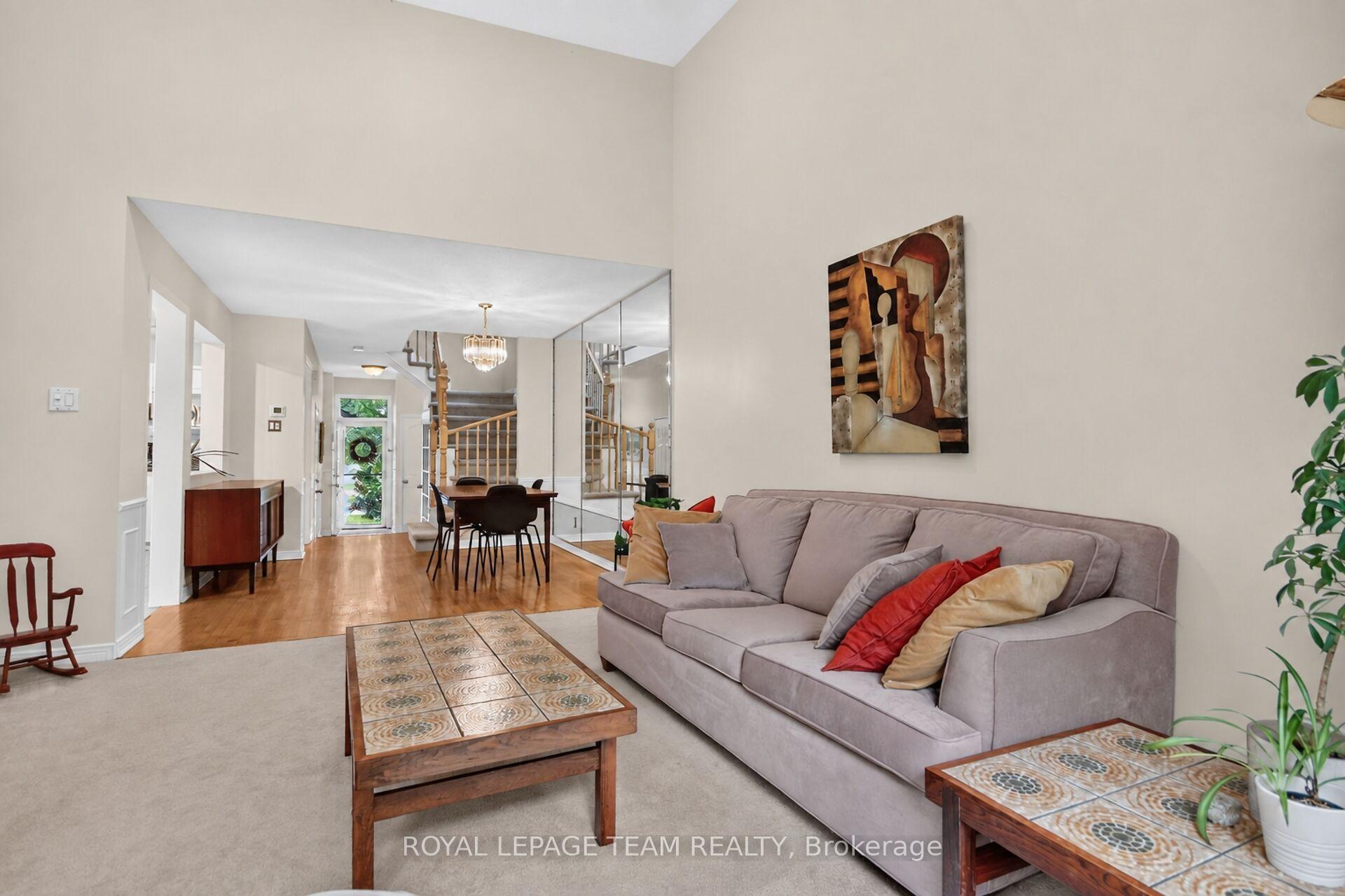 Photo 9 of 23 Grassy Plains Drive, Ottawa, Kanata - Emerald Meadows/Trailwest — HOMEH