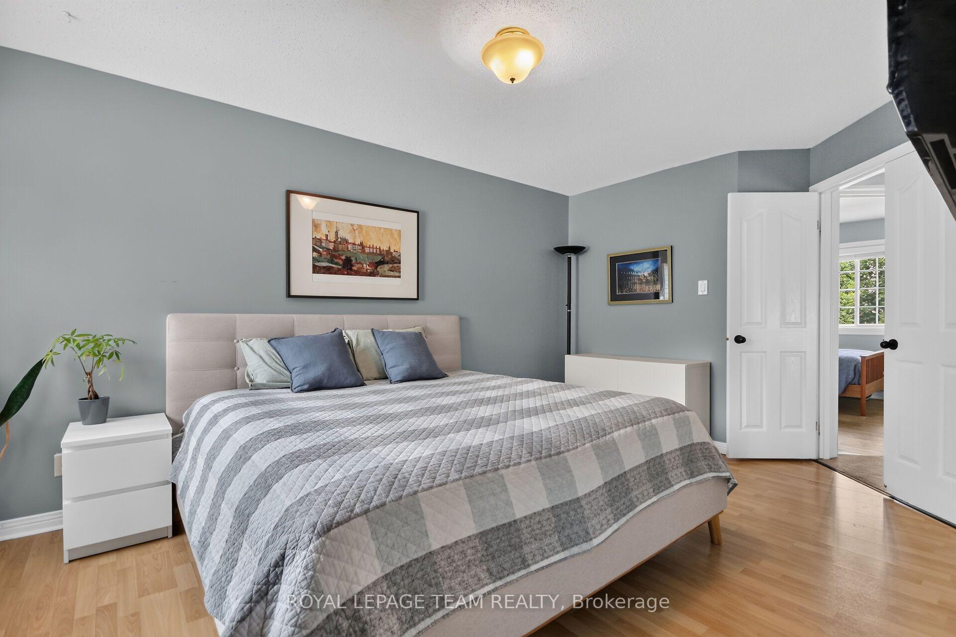 Photo 25 of 23 Grassy Plains Drive, Ottawa, Kanata - Emerald Meadows/Trailwest — HOMEH
