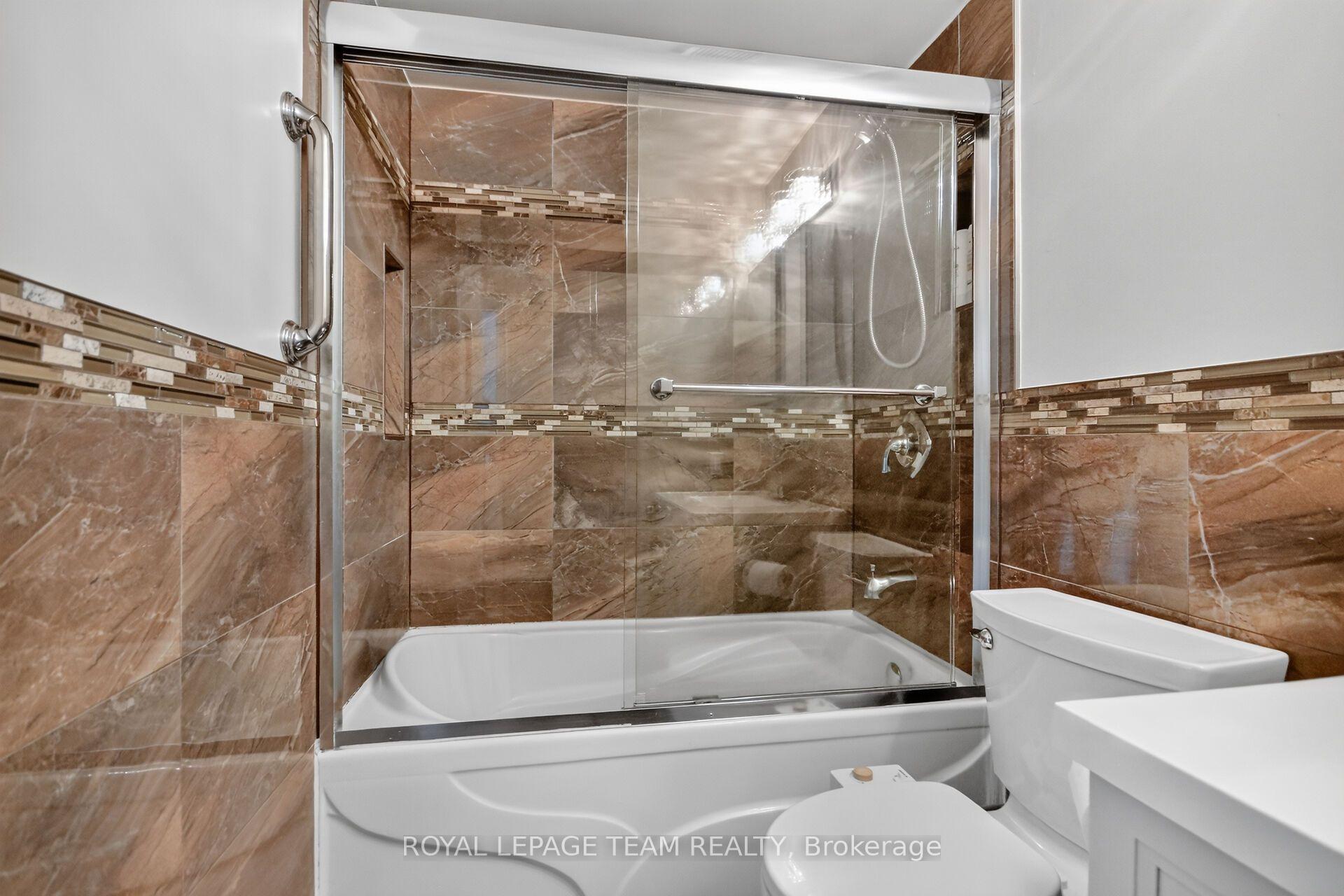 Photo 29 of 23 Grassy Plains Drive, Ottawa, Kanata - Emerald Meadows/Trailwest — HOMEH