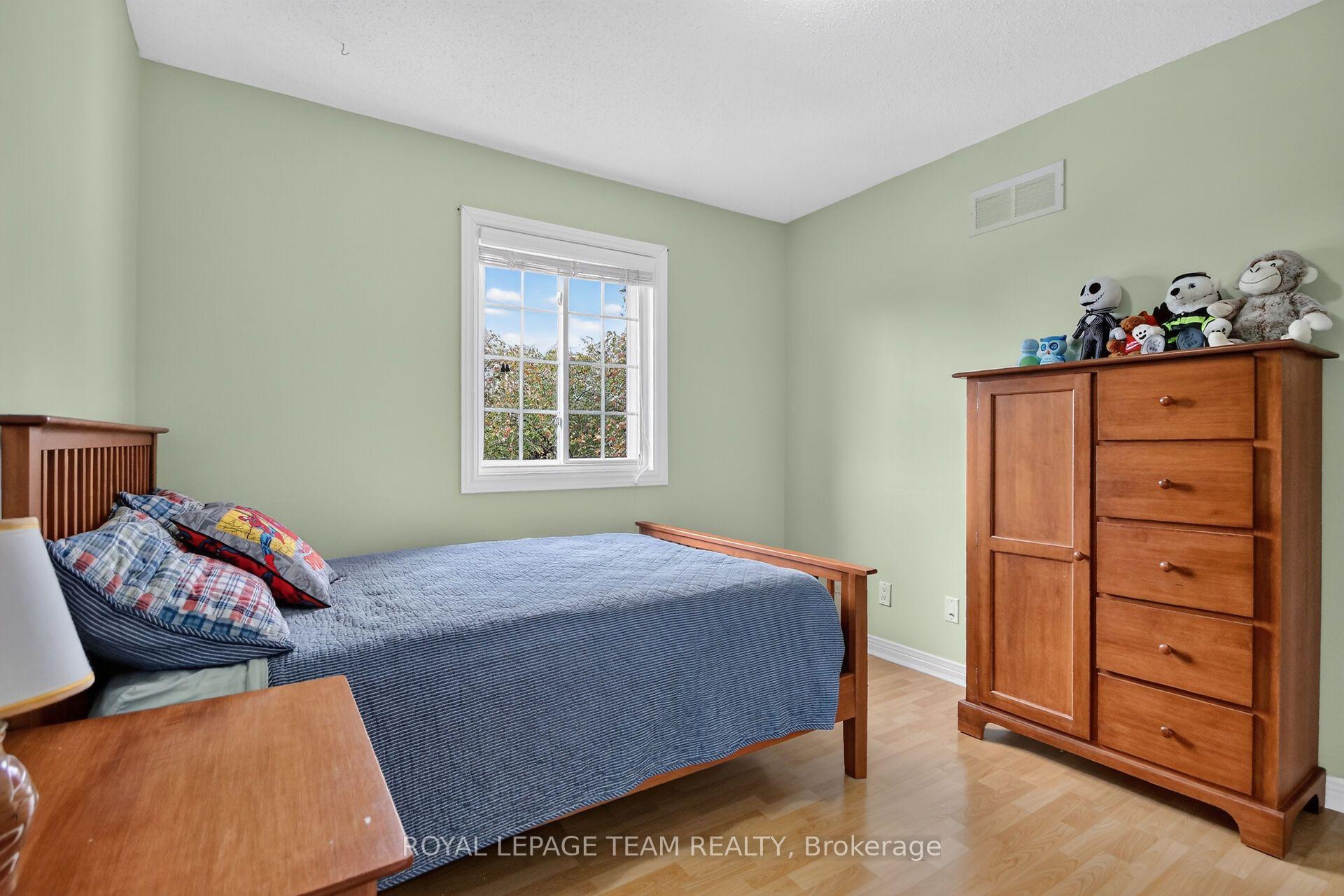 Photo 33 of 23 Grassy Plains Drive, Ottawa, Kanata - Emerald Meadows/Trailwest — HOMEH
