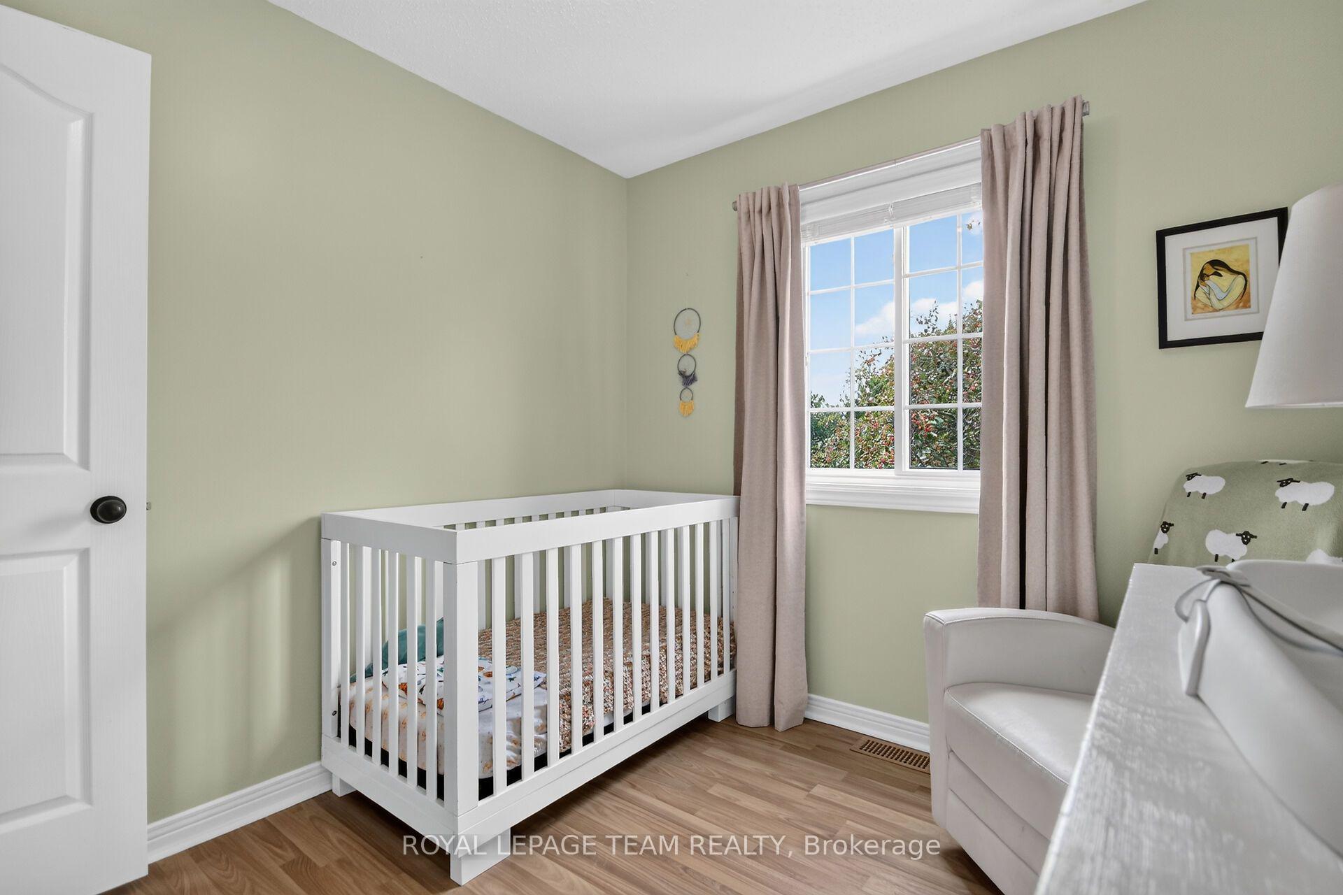 Photo 36 of 23 Grassy Plains Drive, Ottawa, Kanata - Emerald Meadows/Trailwest — HOMEH