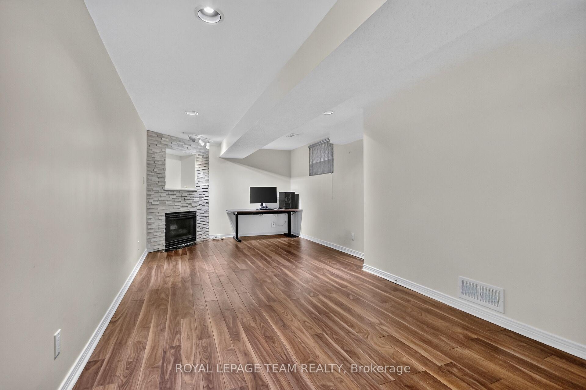 Photo 37 of 23 Grassy Plains Drive, Ottawa, Kanata - Emerald Meadows/Trailwest — HOMEH