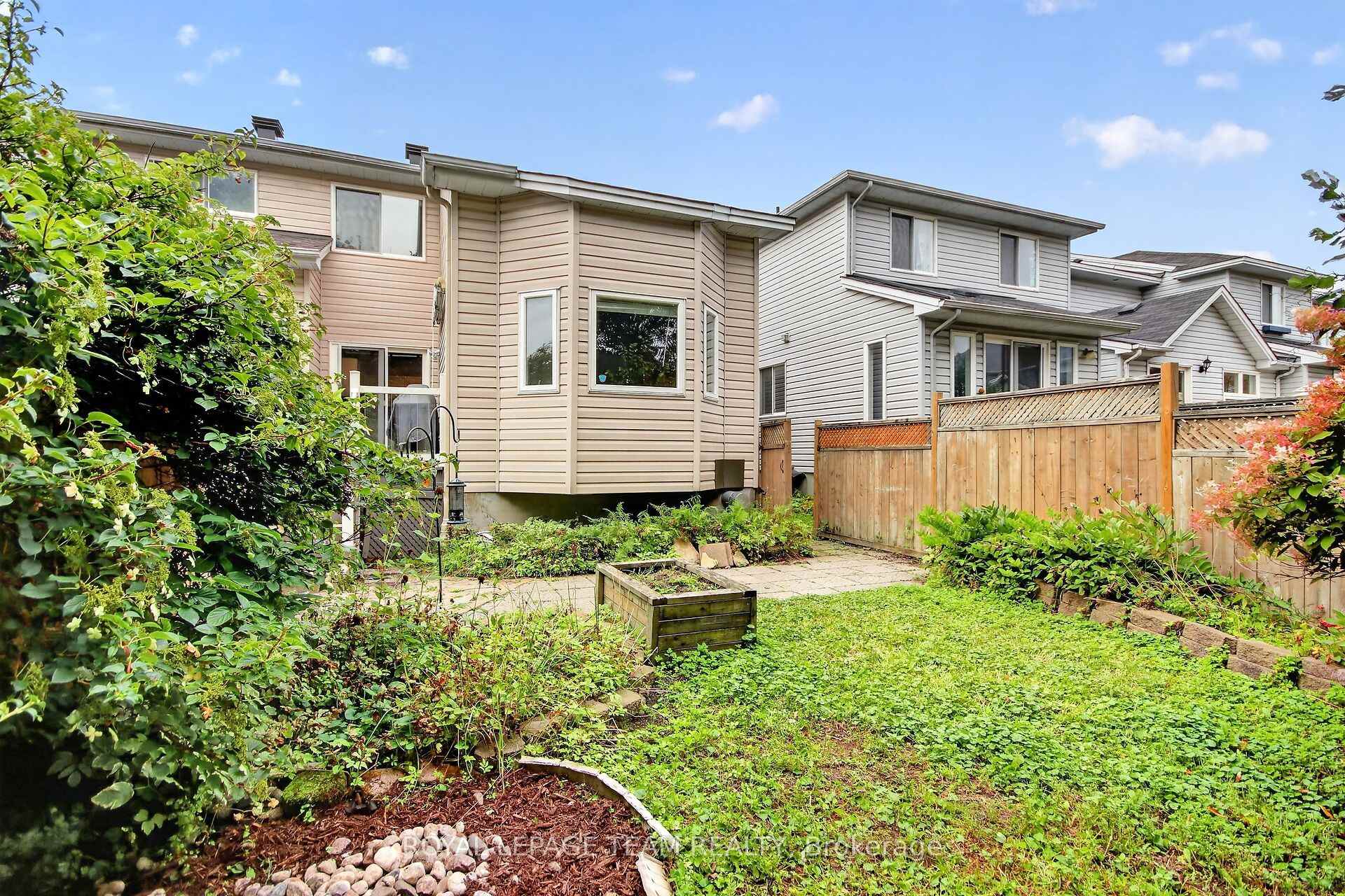 Photo 43 of 23 Grassy Plains Drive, Ottawa, Kanata - Emerald Meadows/Trailwest — HOMEH