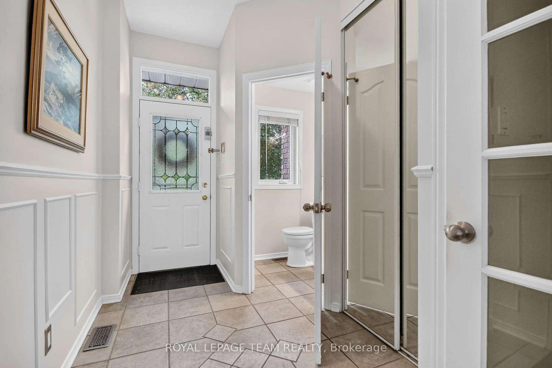 Photo 21 of 23 Grassy Plains Drive, Ottawa, Kanata - Emerald Meadows/Trailwest — HOMEH