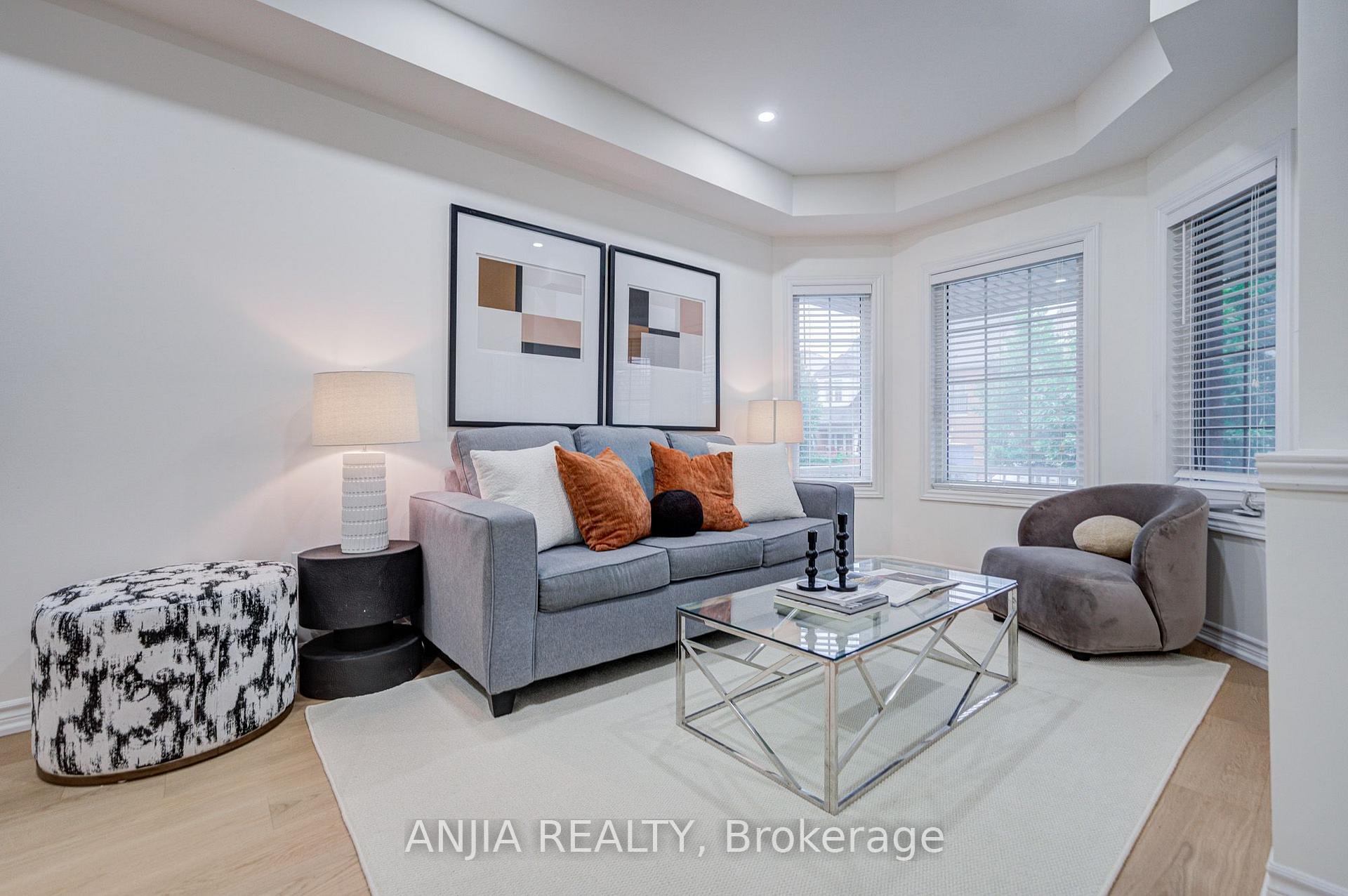 Photo 5 of 719 Hammersly Boulevard, Markham, Wismer — HOMEH