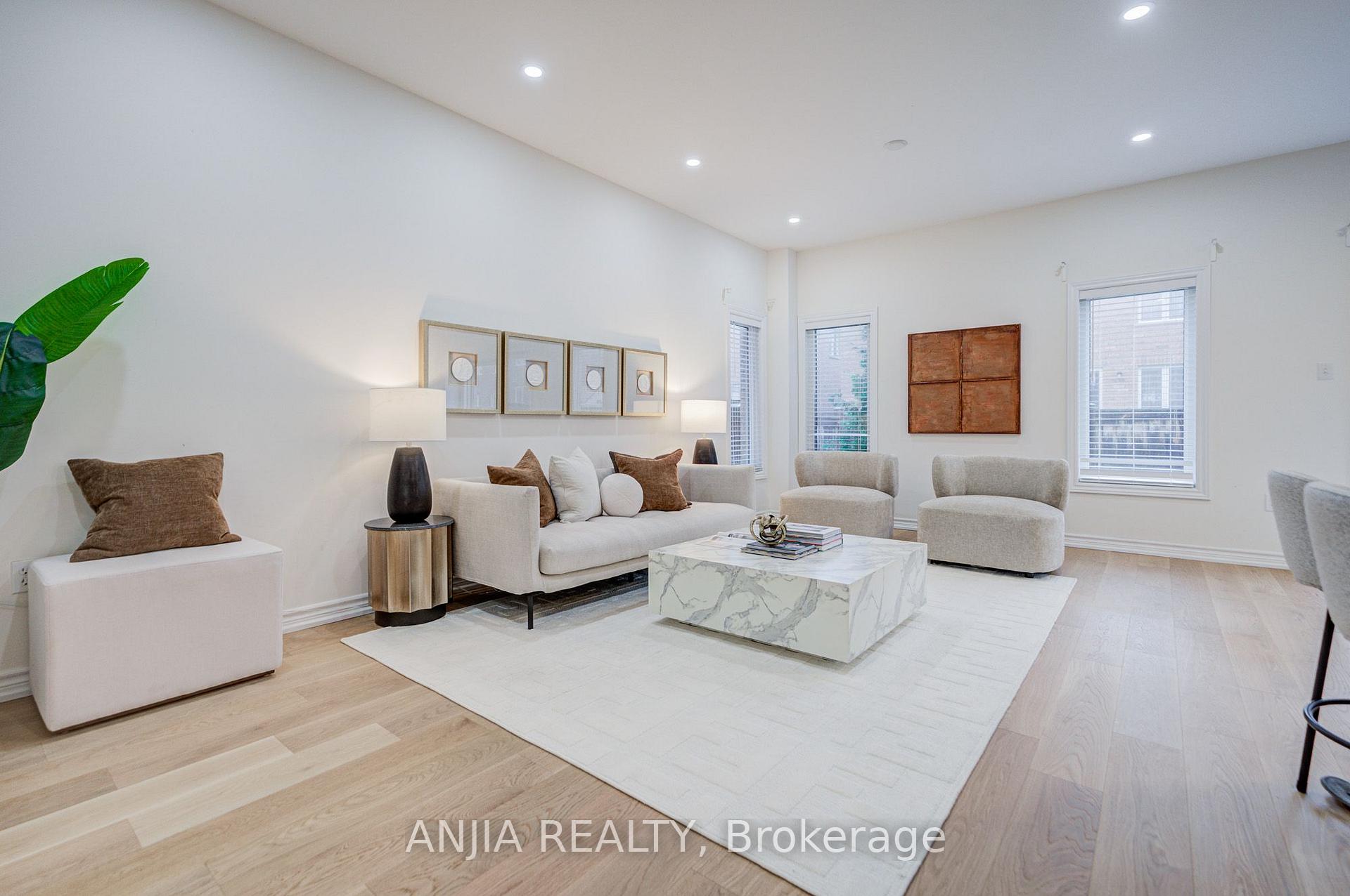 Photo 7 of 719 Hammersly Boulevard, Markham, Wismer — HOMEH
