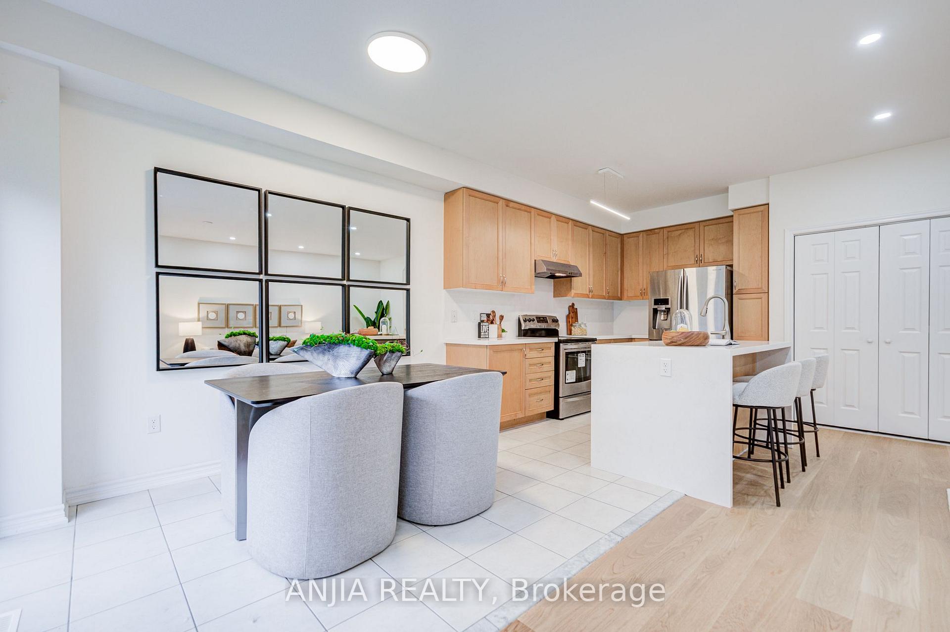 Photo 13 of 719 Hammersly Boulevard, Markham, Wismer — HOMEH
